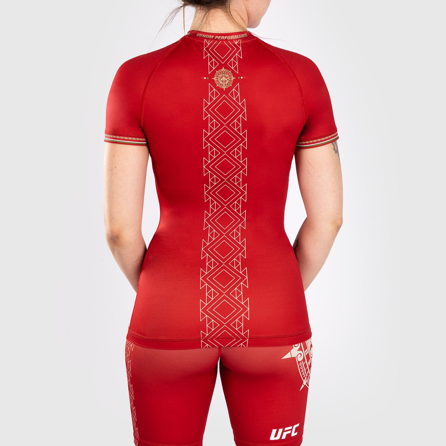 Noche UFC by Venum Authentic Fight Night Rashguard de manga corta para mujer - Rojo