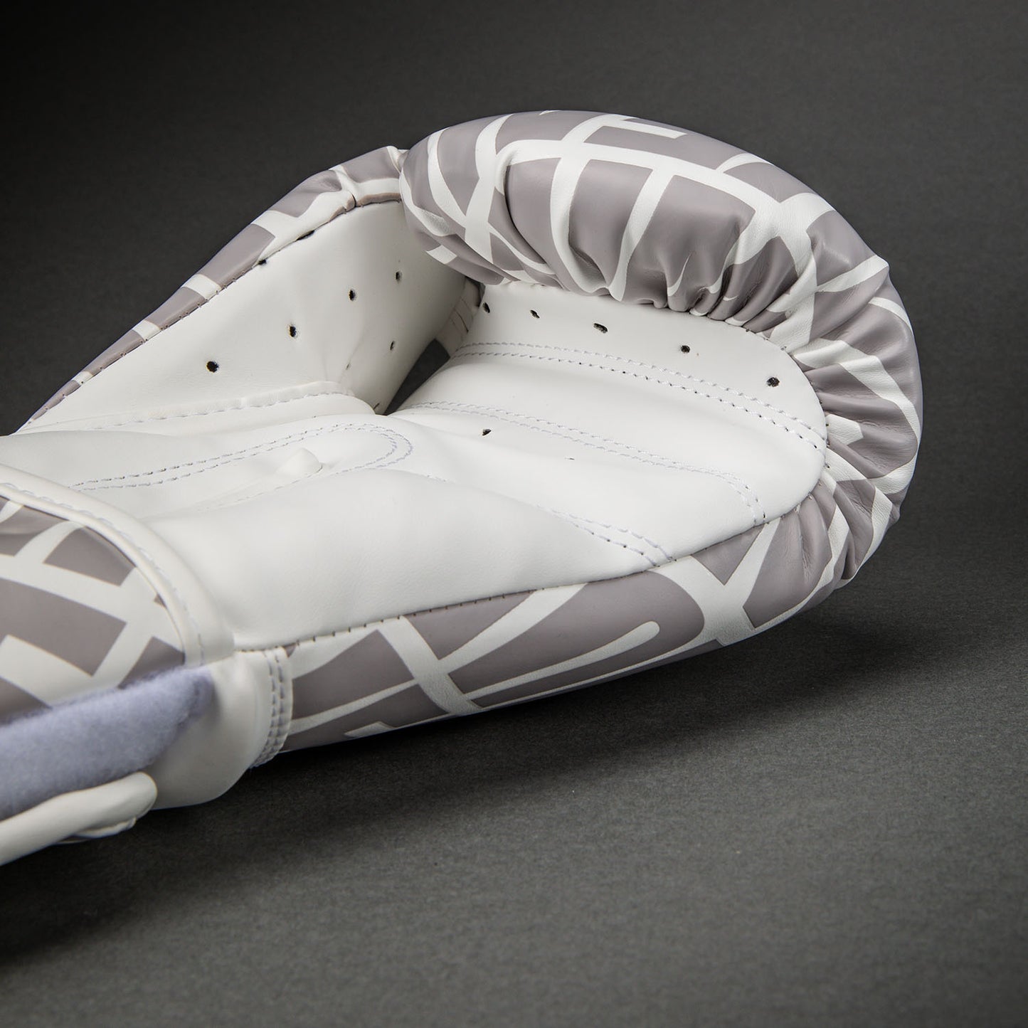 Venum Contender 1.5 XT 3D Guantes de Boxeo – Blanco/Oro