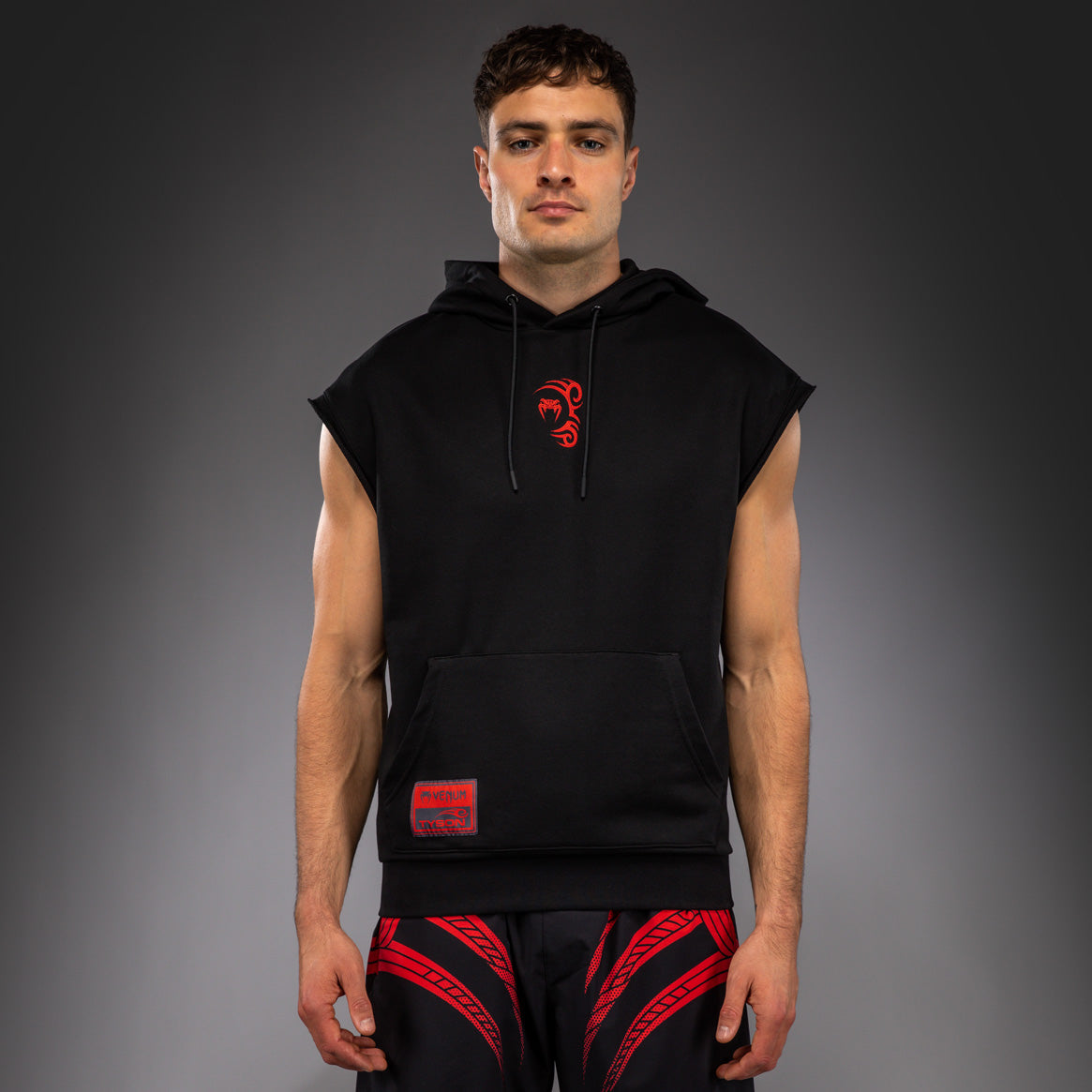 Venum x Mike Tyson Tiger Sudadera Sin Mangas - Negro Profundo/Rojo Intenso
