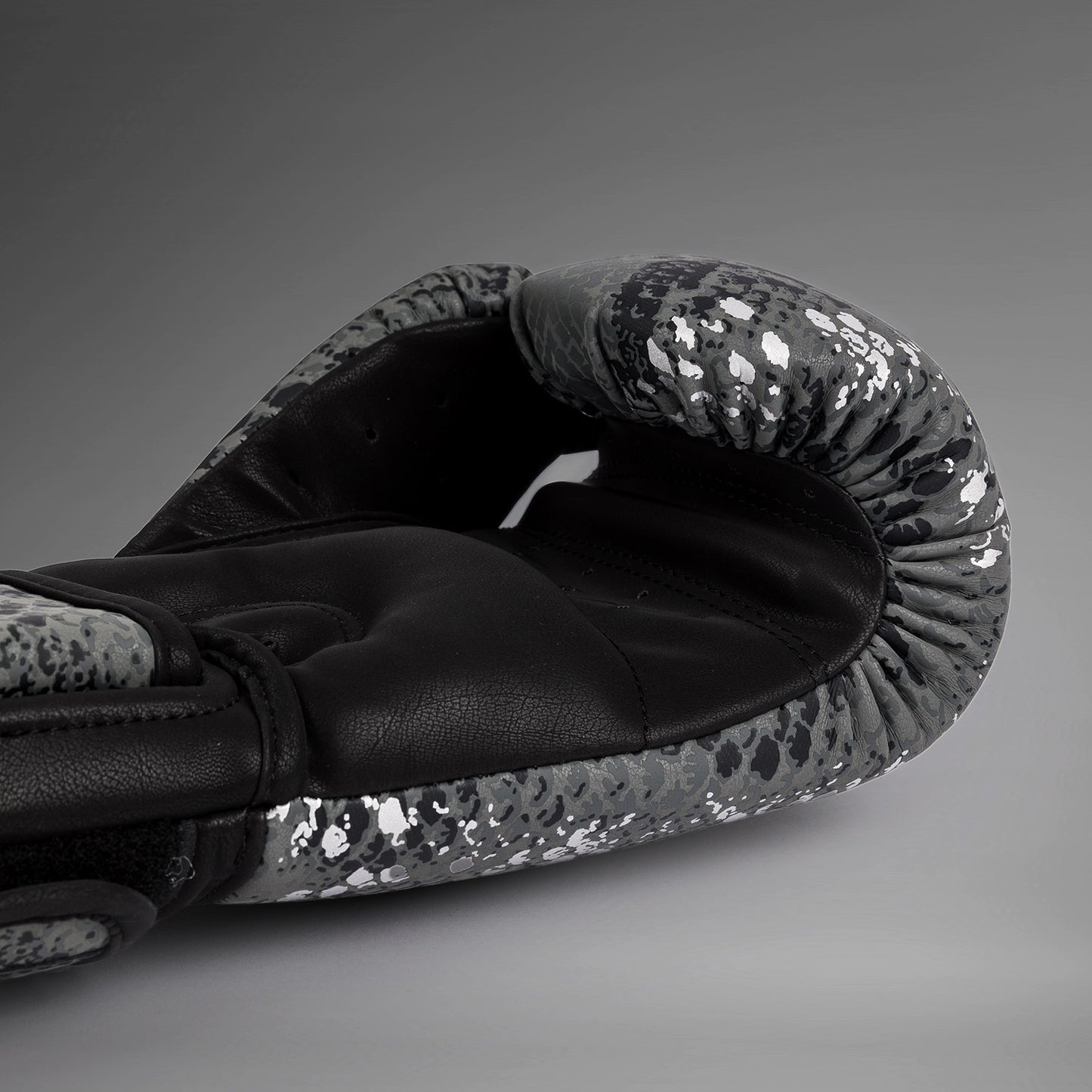 Venum Amazonia Guantes de Boxeo - Gris Oscuro