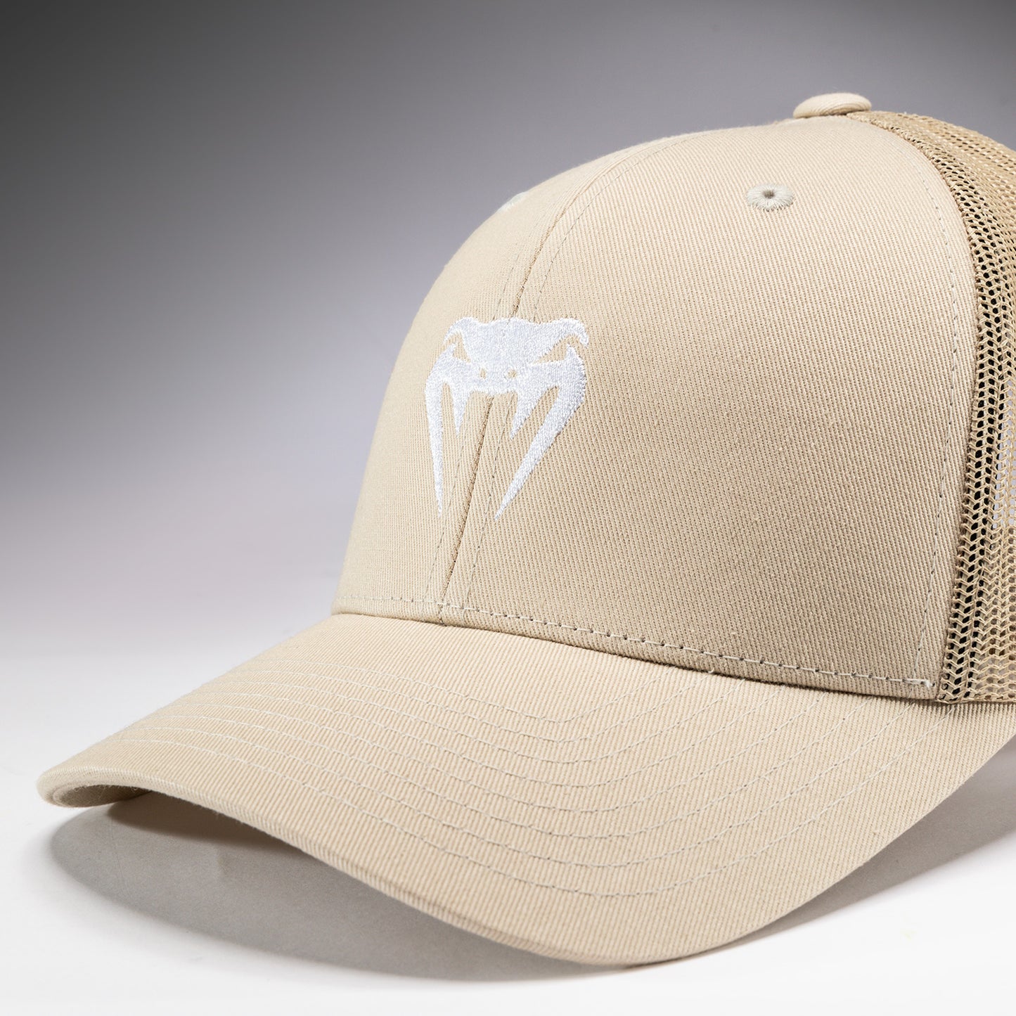 Venum Gorra Trucker - Arena Piedra