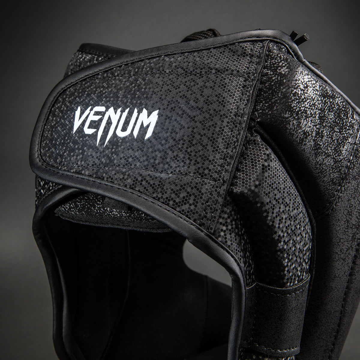 Venum Stone 2.0 Casco de Protección – Negro