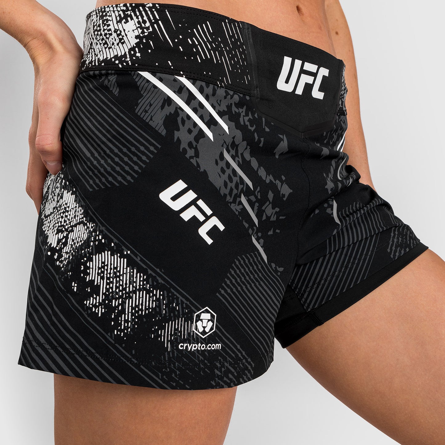 Pantalón corto de mujer UFC Adrenaline by Venum Personalized Authentic Fight Night - Negro