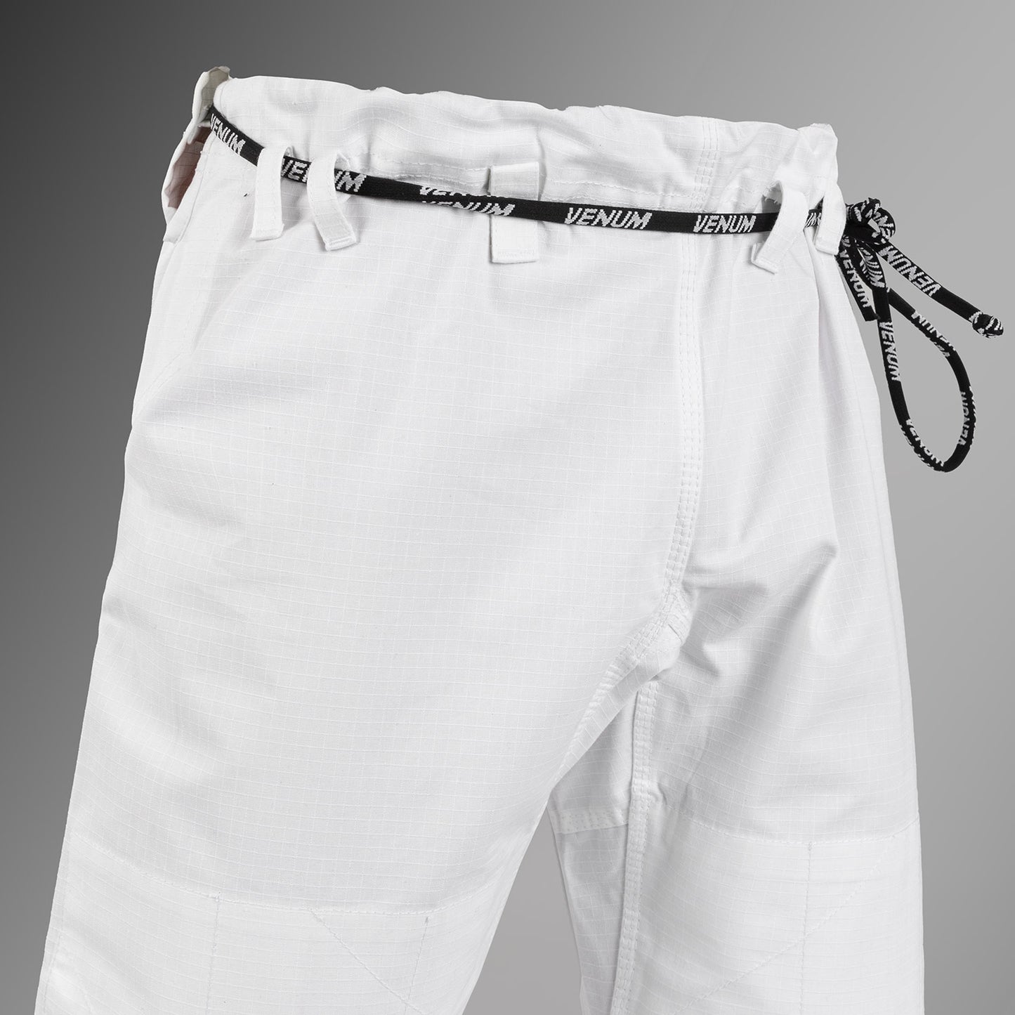 Venum x Assassin’s Creed Shadows BJJ Gi - Blanco/Rojo