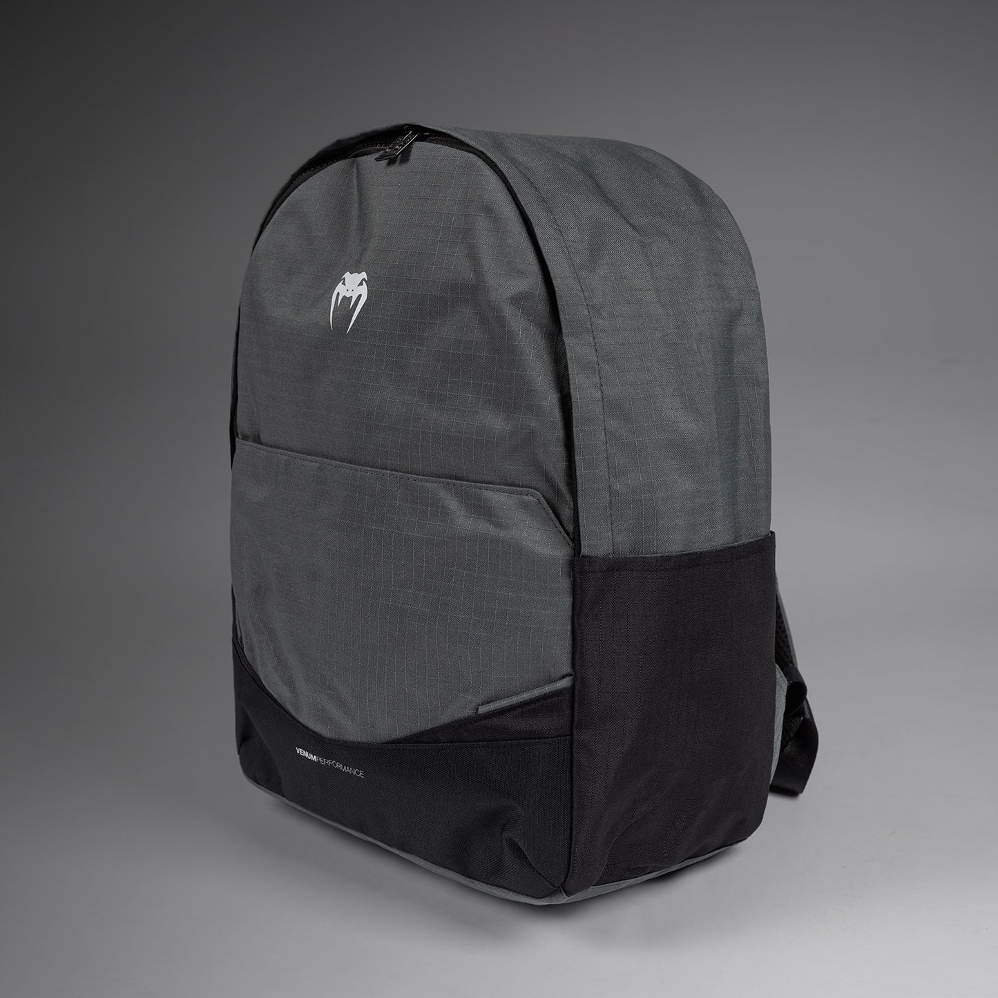 Venum Evo 2 Mochila Ligera (20-25L) – Gris Tormenta