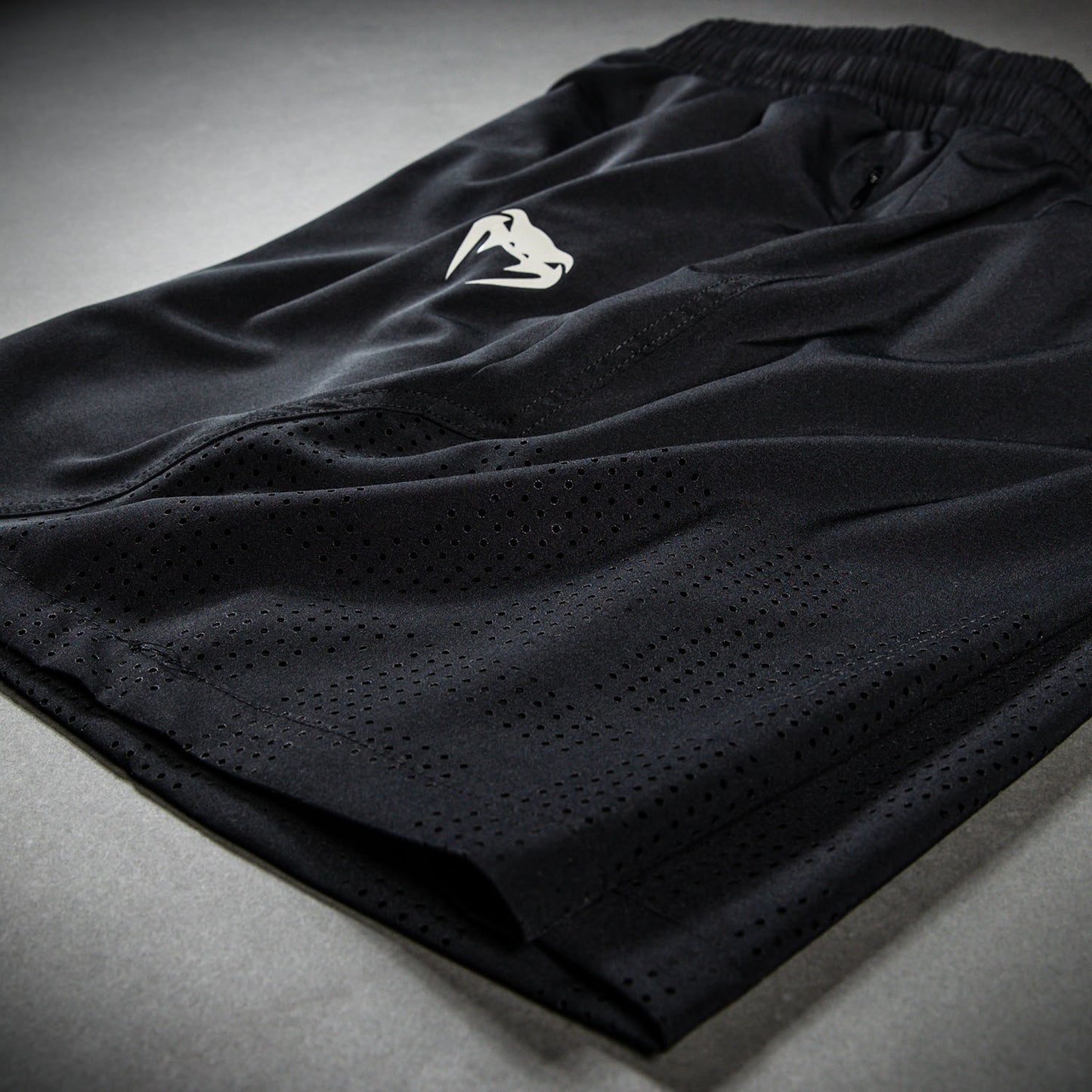 Venum Lazer Short de Entrenamiento - Negro/Gris