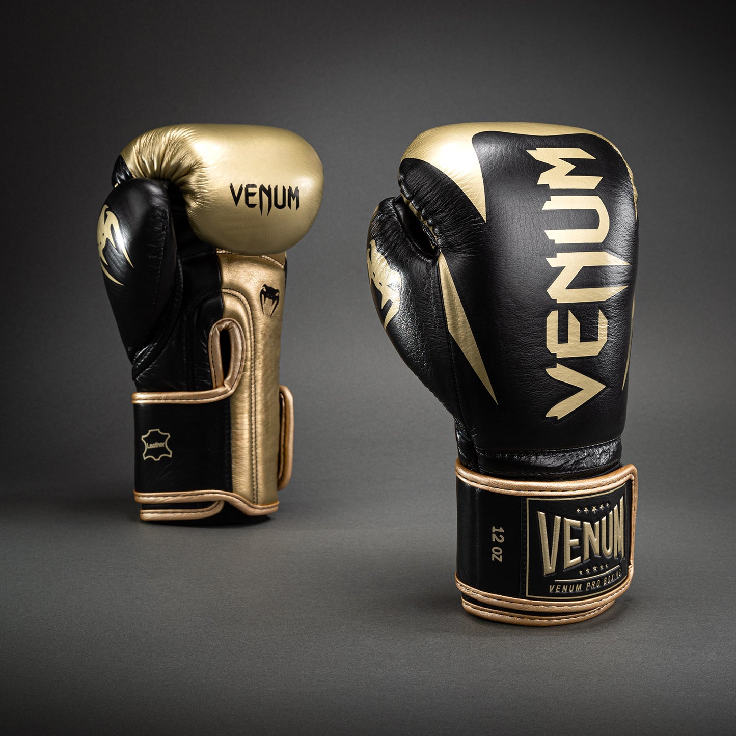 Guantes de boxeo Venum Hammer Pro con velcro - Negro/Dorado