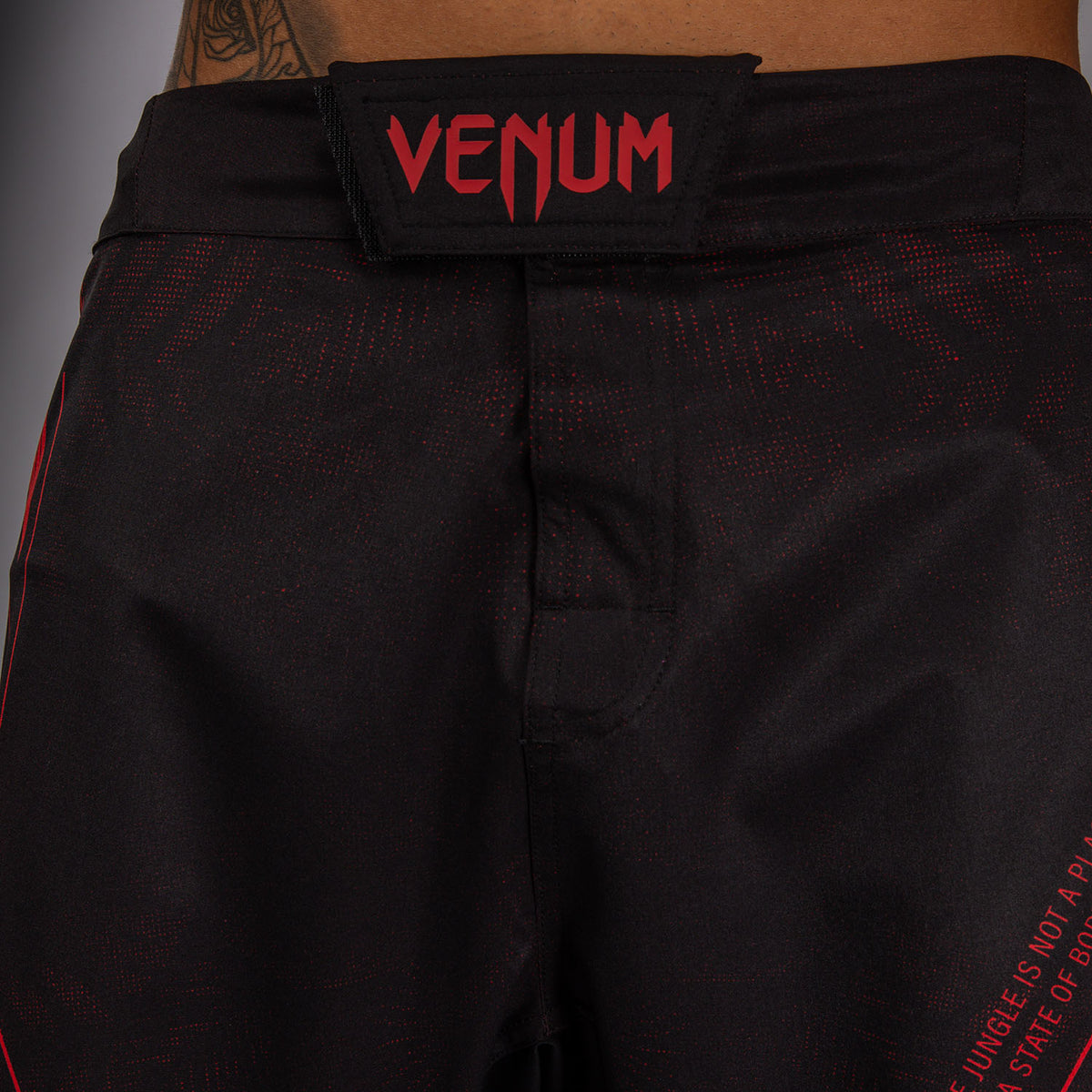 Venum Amazonia Reborn Pantalón corto de MMA - Negro/Rojo