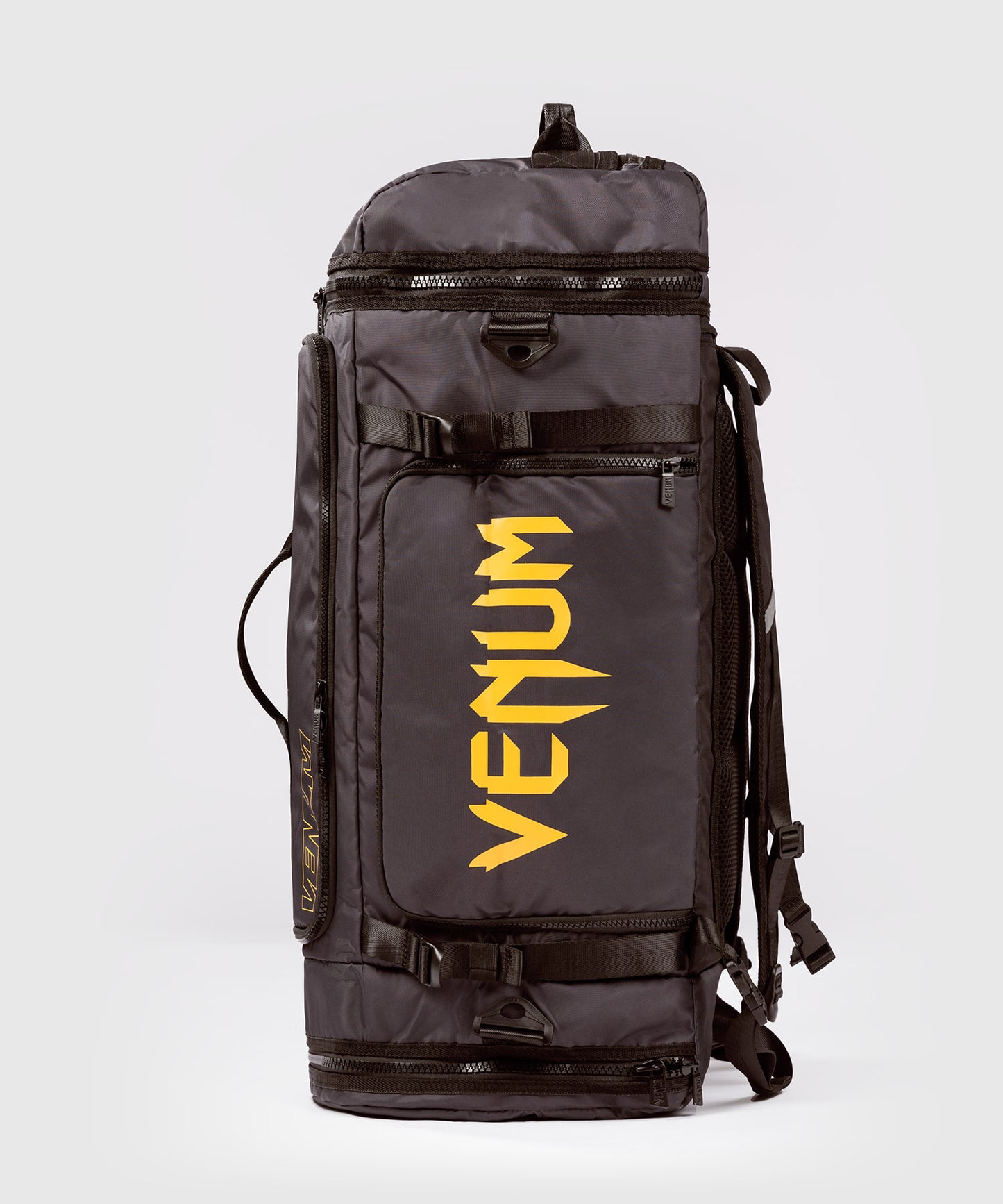 UFC Fusion by Venum Fight Week Bolsa de Deporte - Marrón Tierra