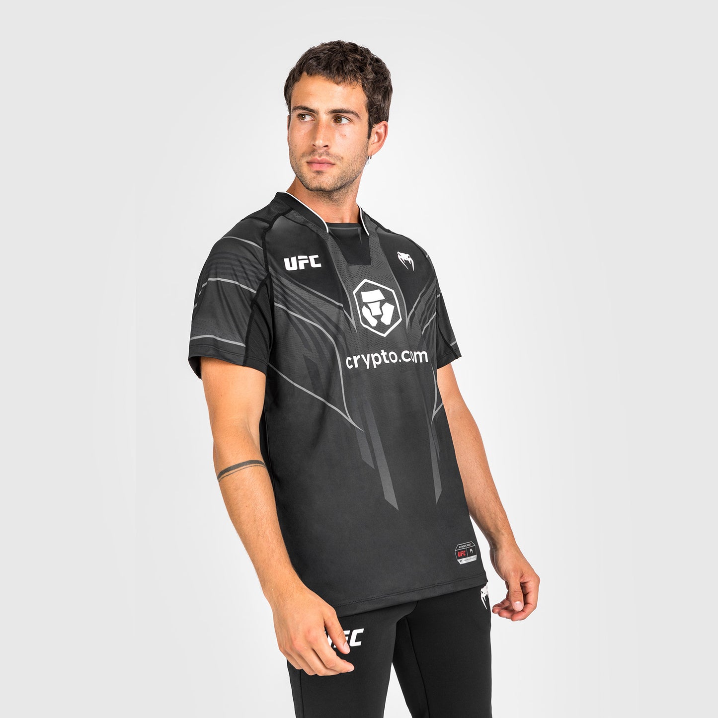 Camiseta UFC Venum Authentic Fight Night 2.0 para hombre - Negra