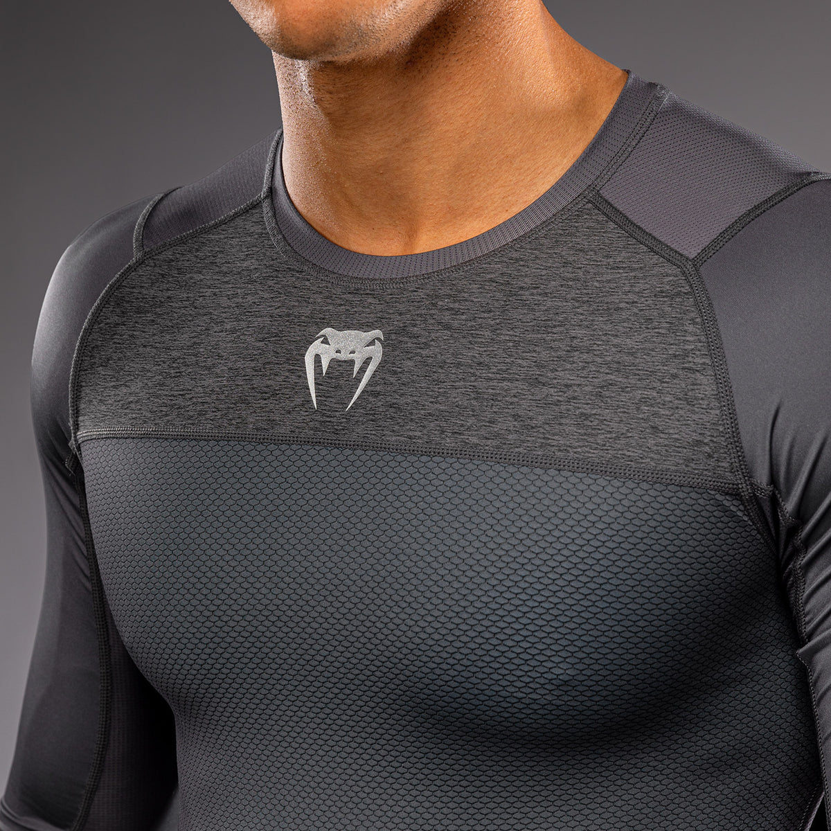 Venum G-Fit Scale Rashguard de manga larga - Gris