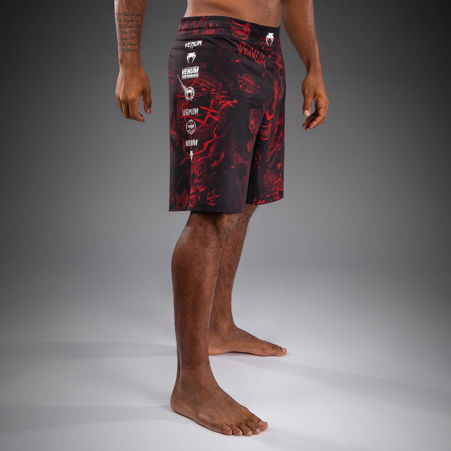 Venum 20th Anniversary Short de Combate - Negro/Rojo