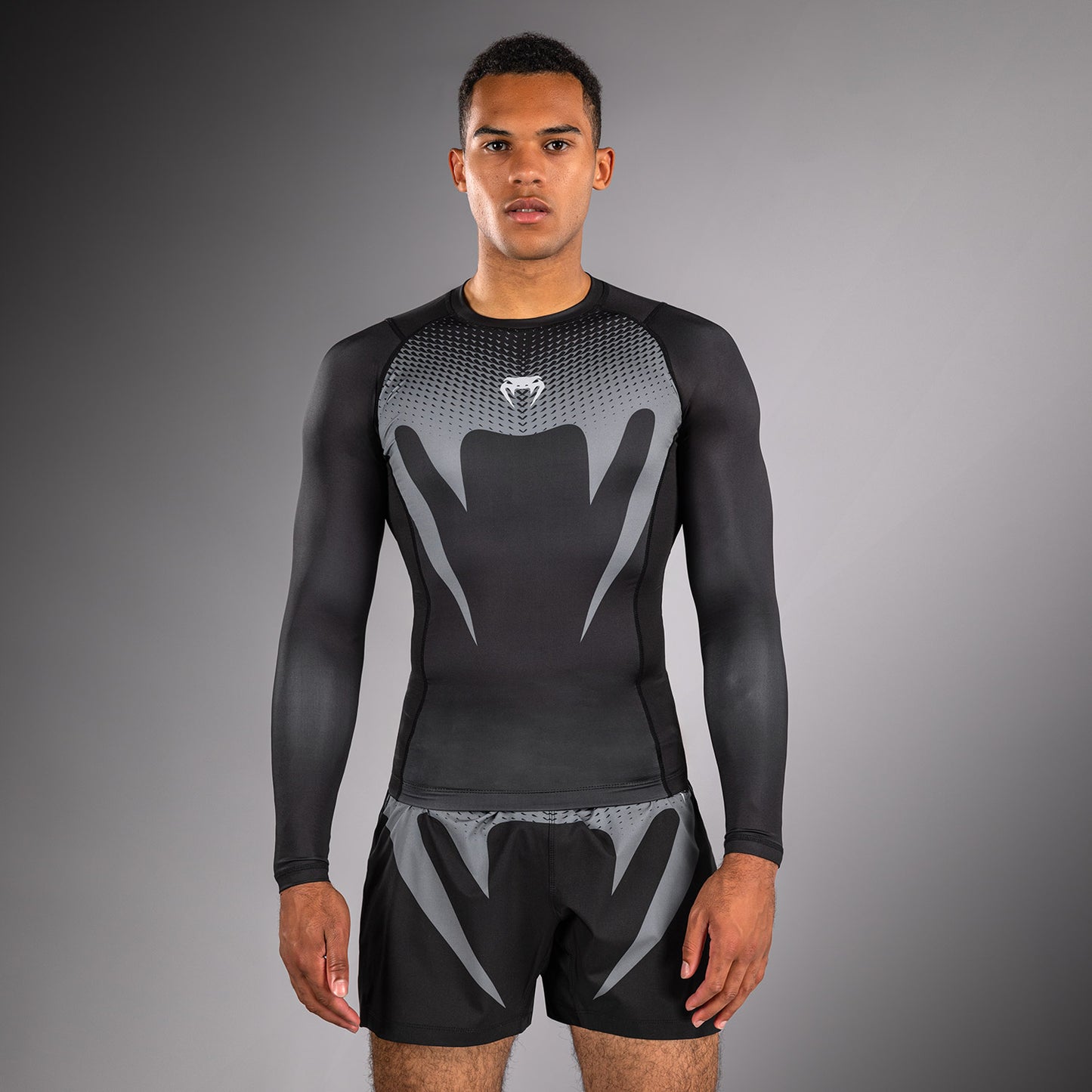 Venum No Gi Rashguards - Negro/Gris Plateado