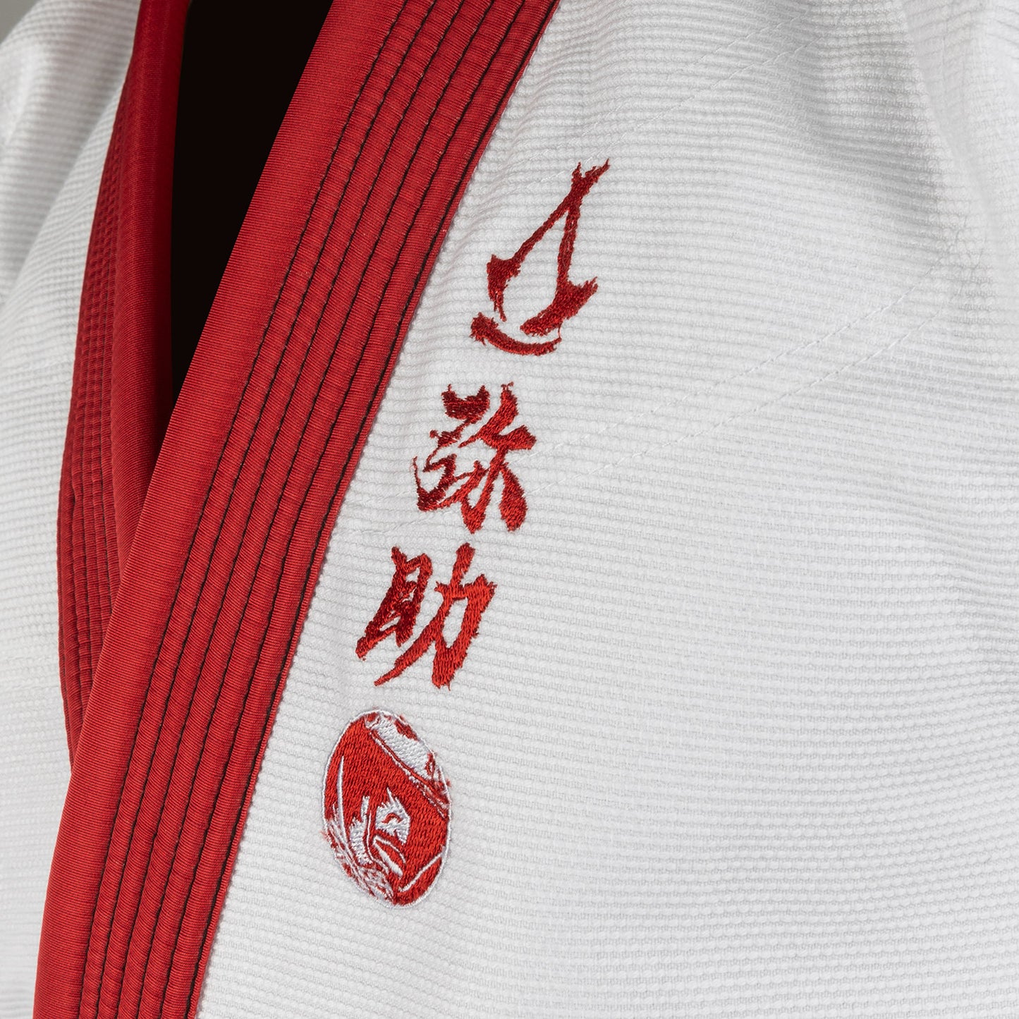 Venum x Assassin’s Creed Shadows BJJ Gi - Blanco/Rojo