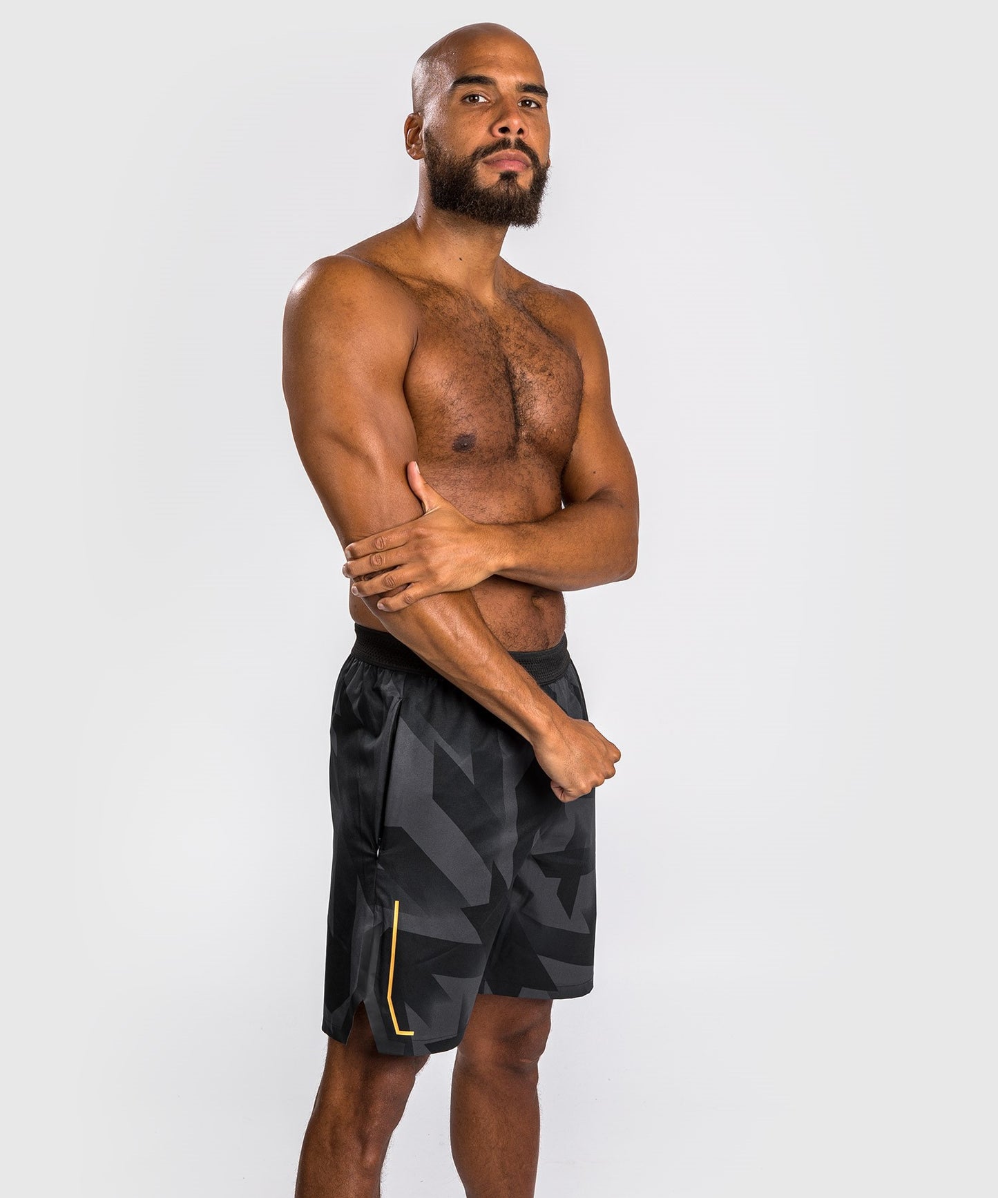 Shorts de entrenamiento Venum Razor - Negro/Oro