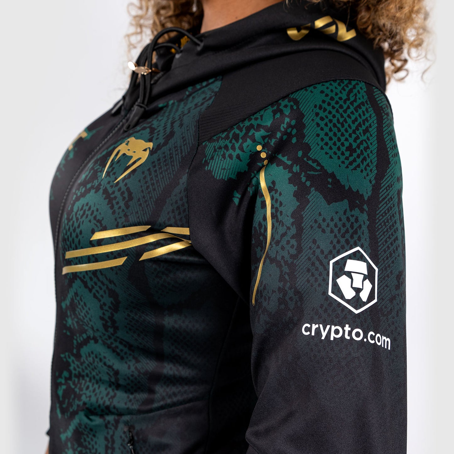 UFC Adrenaline by Venum Personalized Authentic Fight Night Sudadera con capucha Walkout para mujer - Emerald Edition - Verde/Negro/Dorado