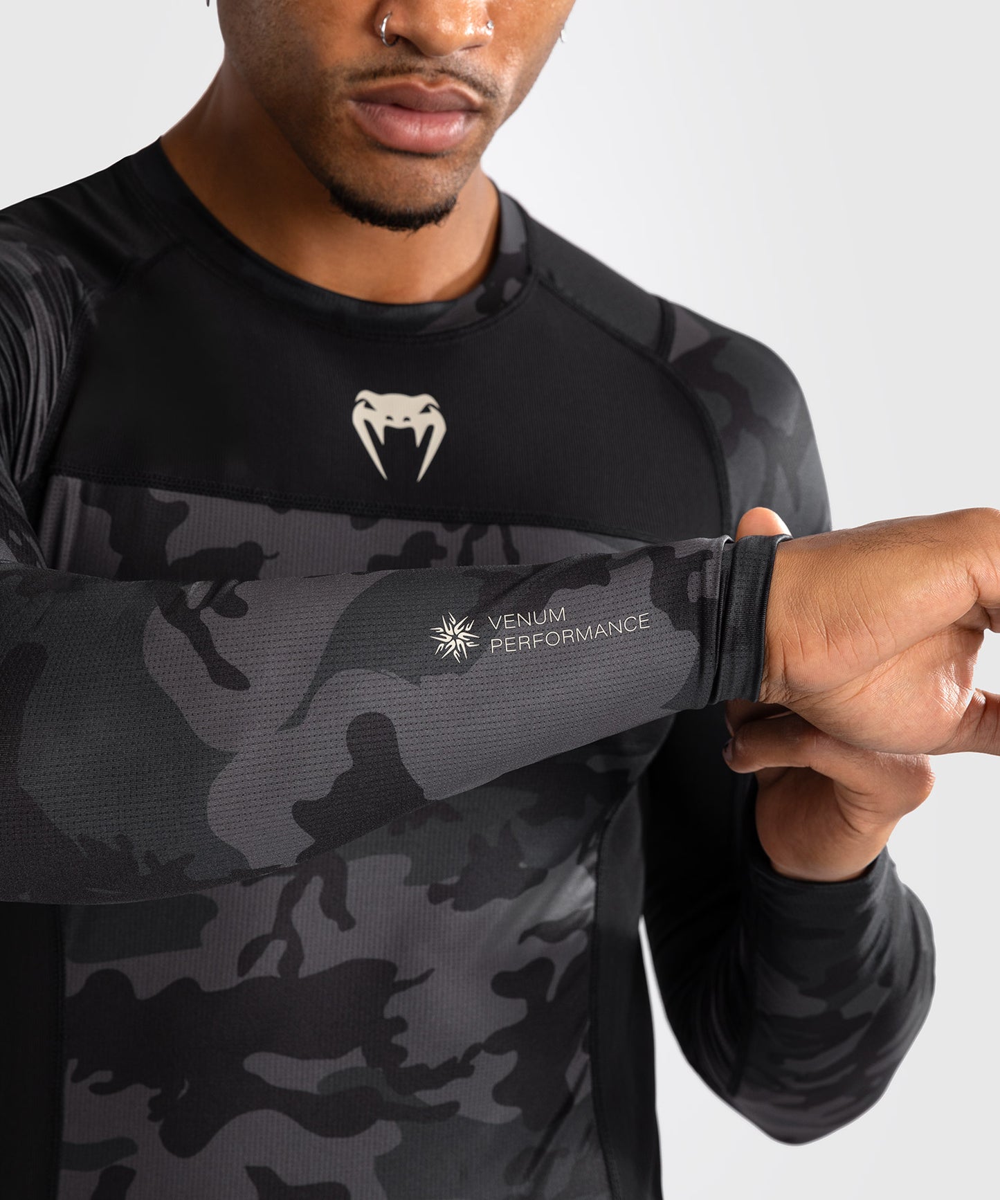 Venum G-Fit Air Rashguard de Manga Larga para Hombre - Camuflaje Urbano Digital