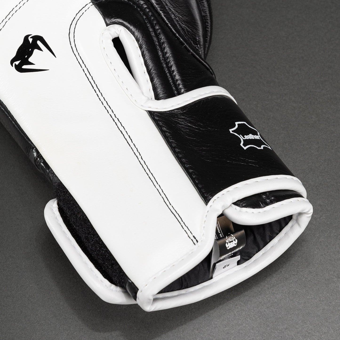 Guantes de Boxeo profesional Venum Hammer – Velcro