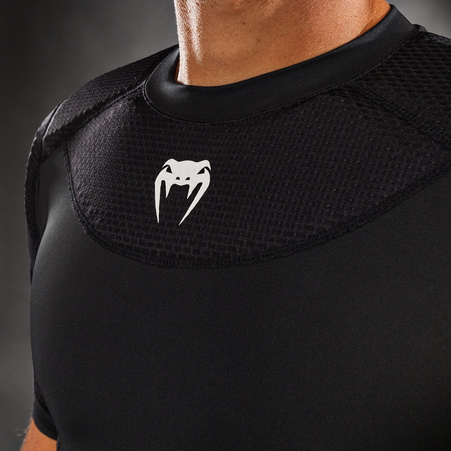 Venum MX Basics Camiseta de protección - Negro/Blanco
