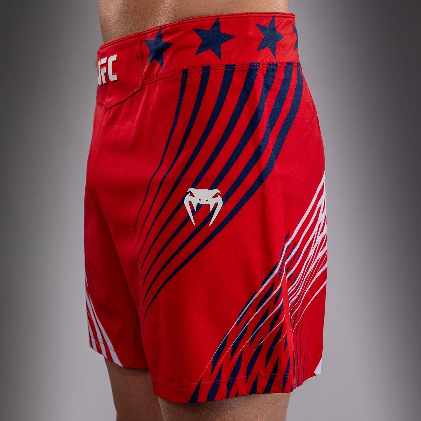 Official UFC Freedom 250 by Venum Personalizado Authentic Fight Night Fight Shorts de ajuste corto para hombre - Rojo