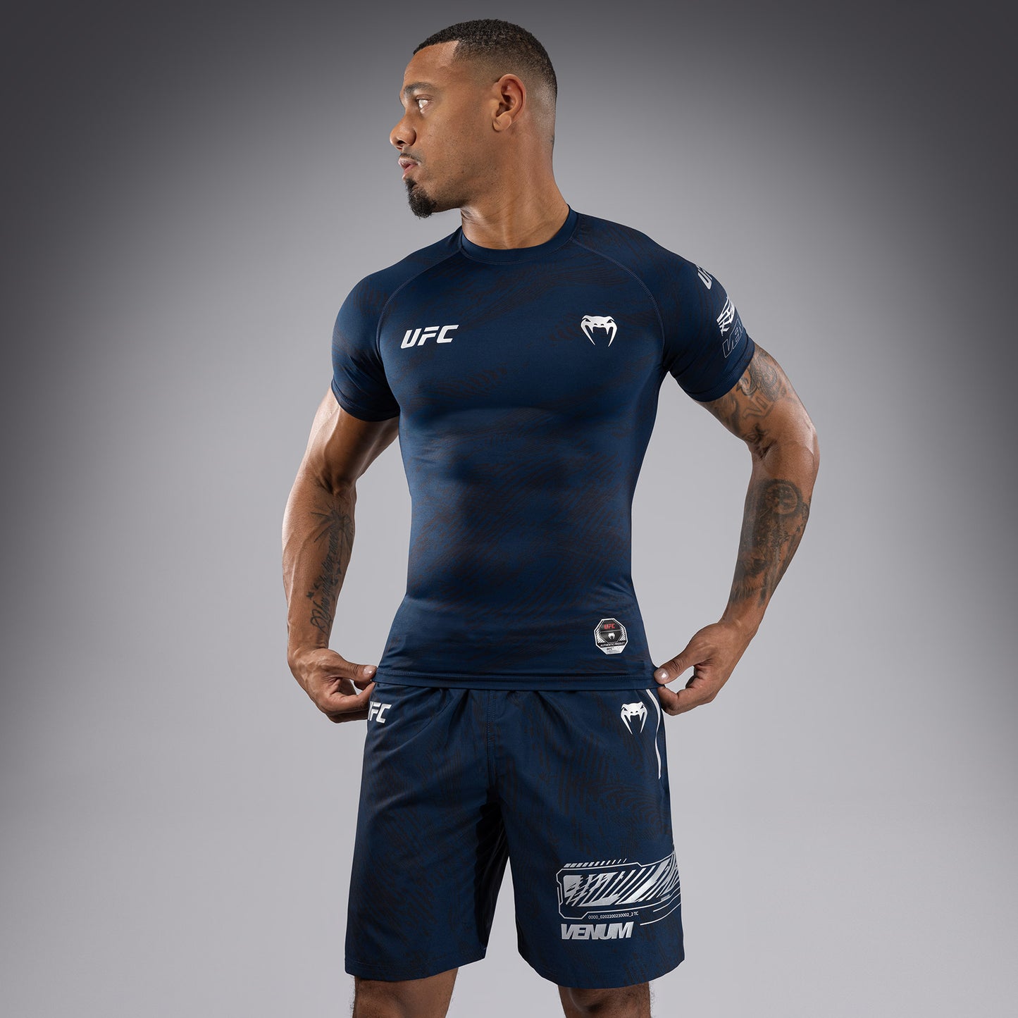 UFC Fusion by Venum Fight Week Rashguard de Manga Corta de Rendimiento para Hombre - Azul oceánico