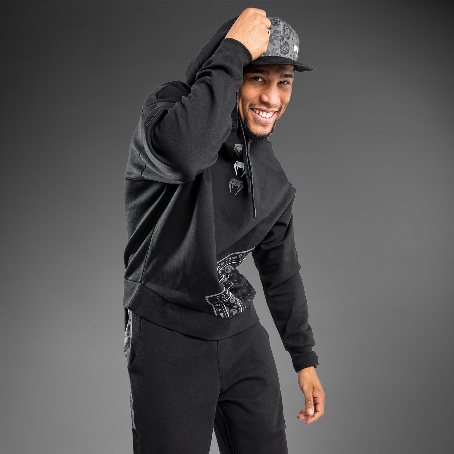 Sudadera con capucha Venum Cali 34 XL- Oversize - Negro