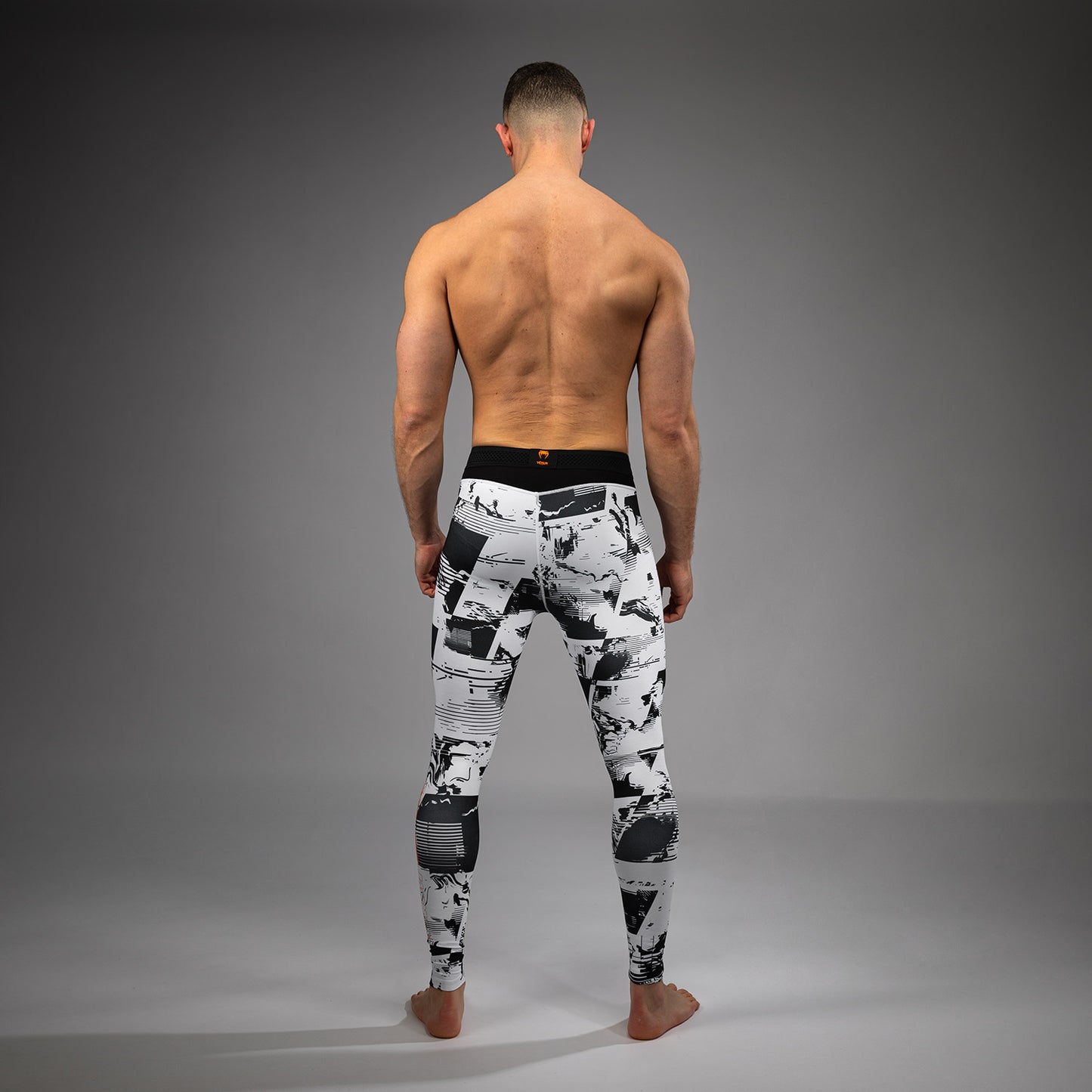 UFC Zenith by Venum Authentic Fight Week Malla Performance Hombre - Blanco