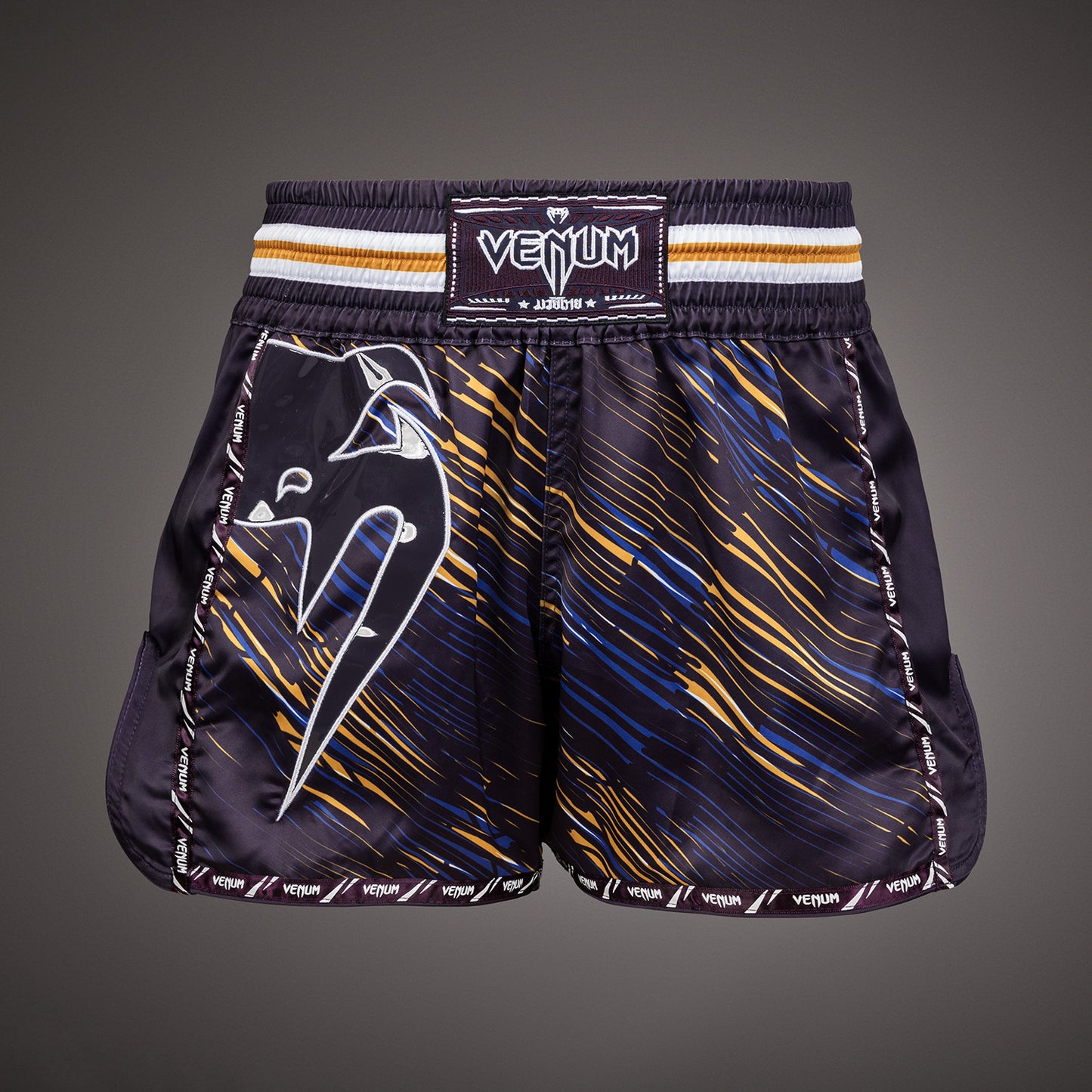 Venum Giant Muay Thai Pantalones Cortos - Morado oscuro