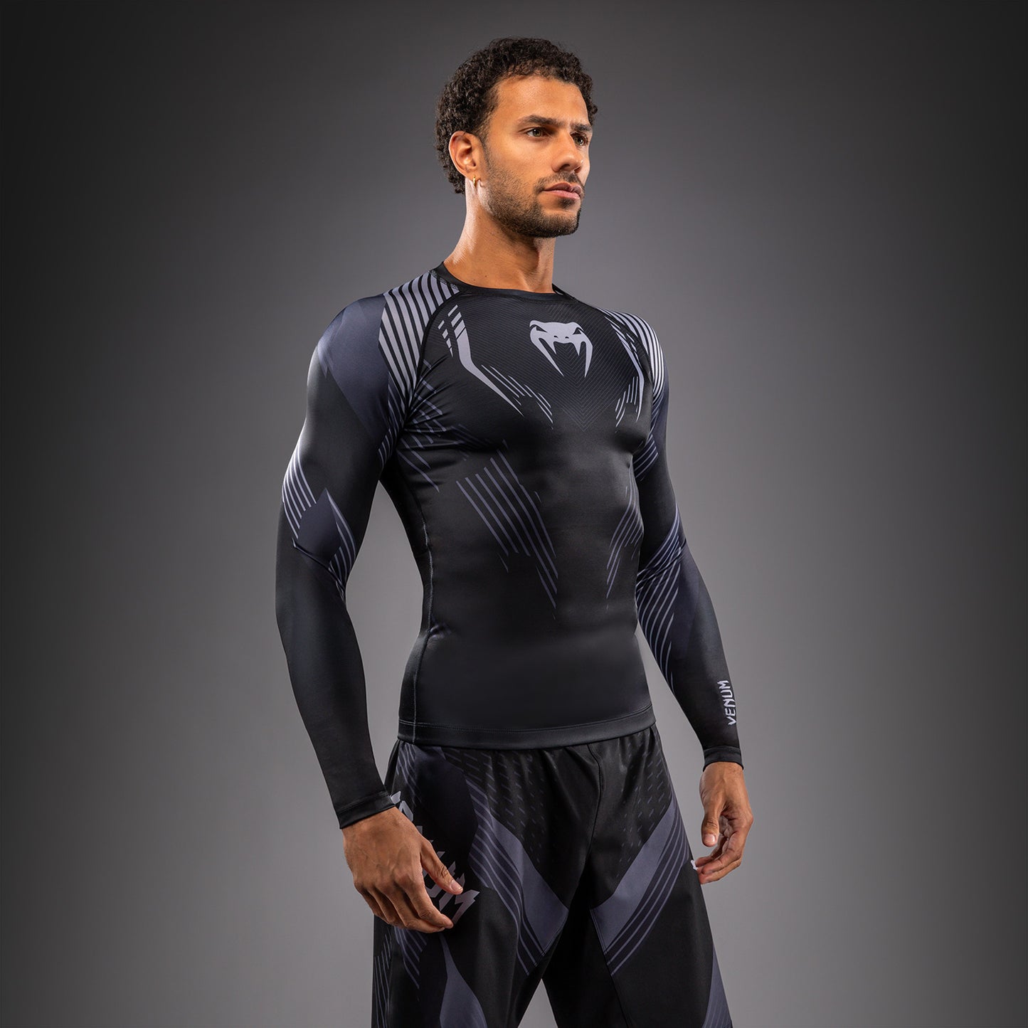 Venum No-Gi 6.0 Rashguard Manga Larga - Negro/Gris