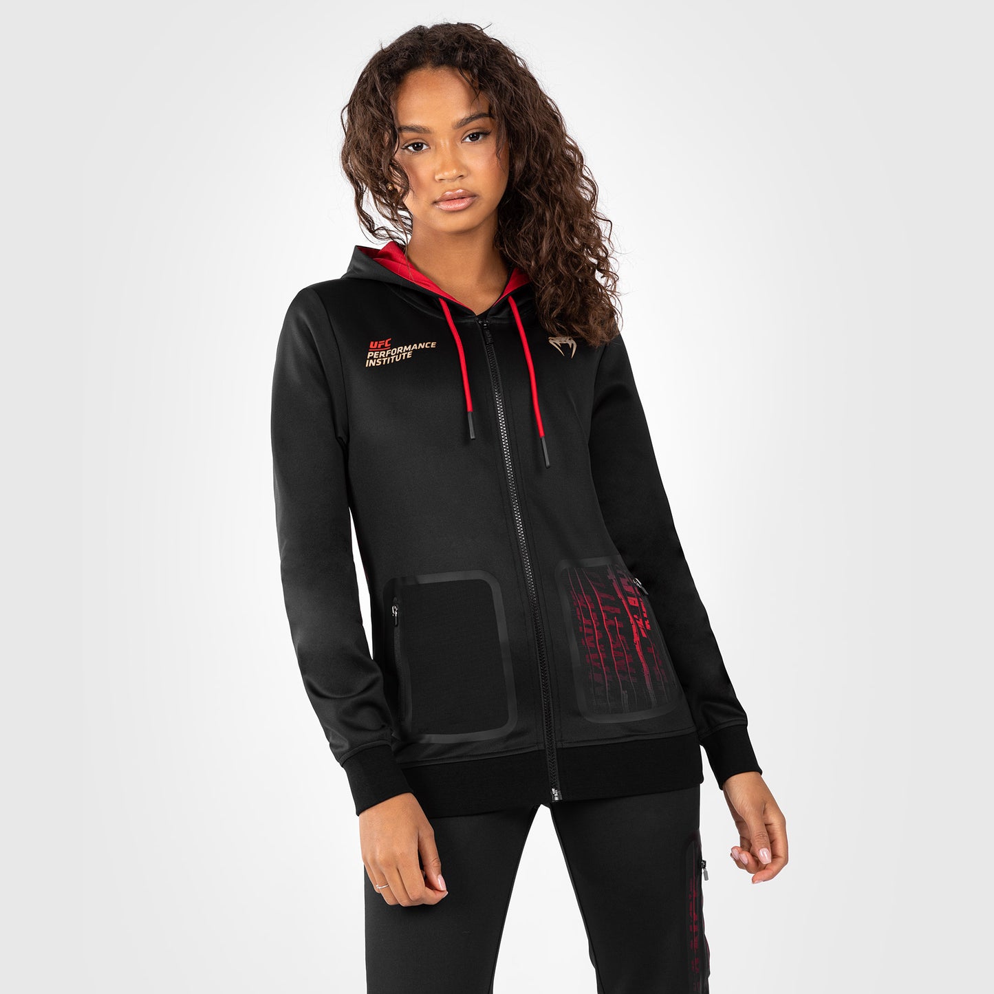 UFC Venum Performance Institute 2.0 Sudadera con Capucha para Mujer - Negro/Rojo