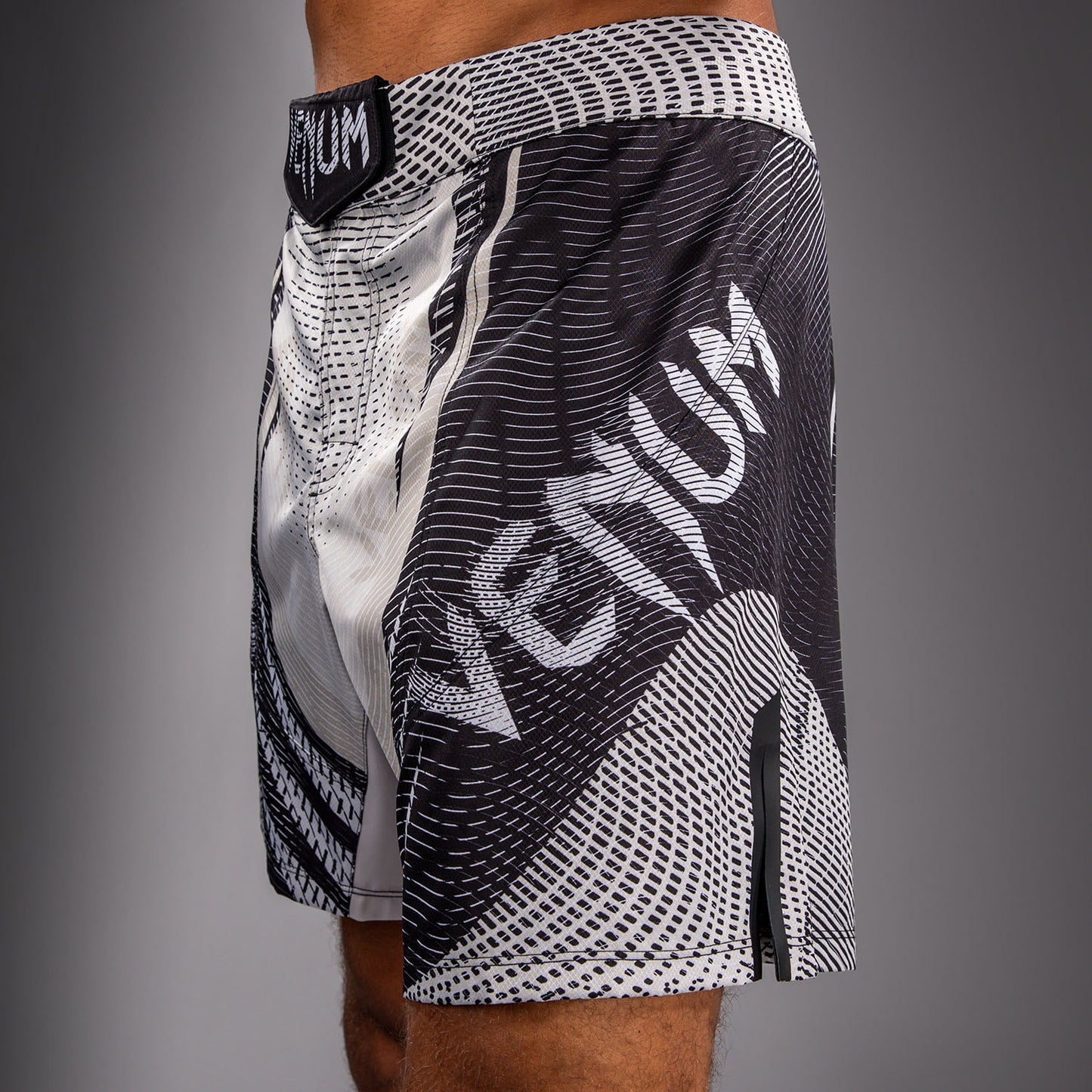 Venum Galactic 3.0 Pantalón Corto de Combate - Blanco Hueso/Negro