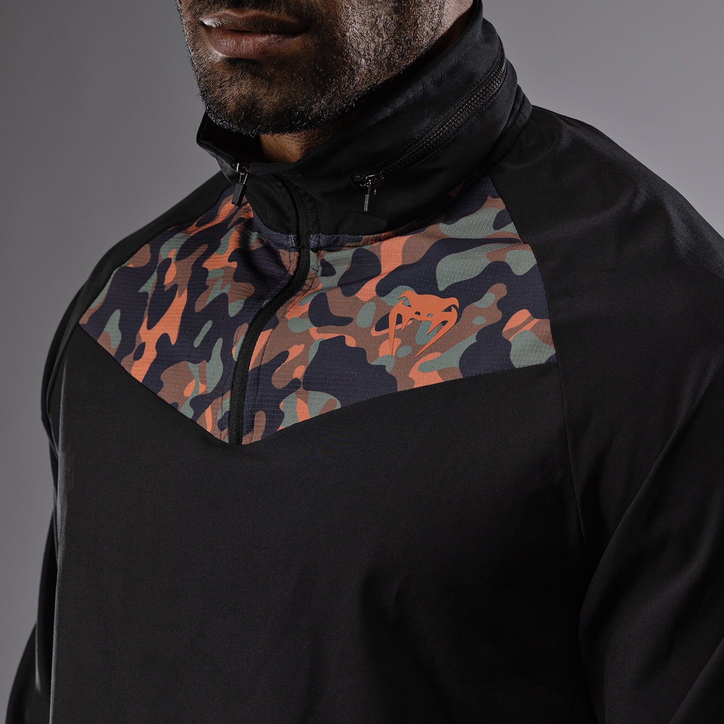Venum Jungle Ops Chaqueta de chándal para hombre - Negro/Camuflaje Canyon