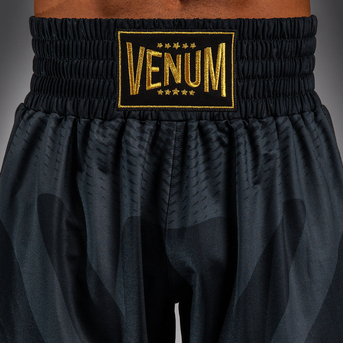 Venum Attack Pantalón corto de boxeo - Negro/Dorado