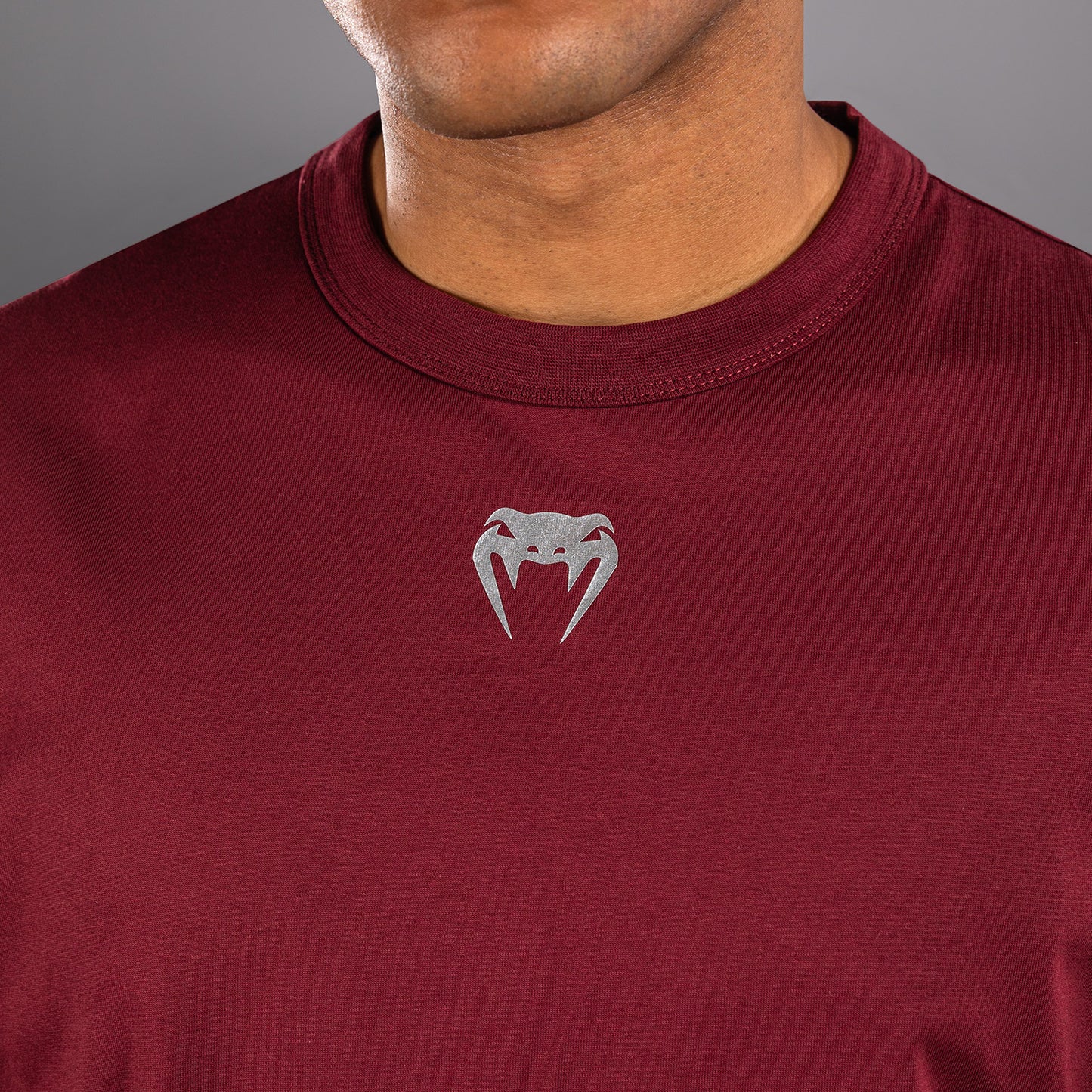 UFC Zenith by Venum Authentic Fight Week Camiseta de manga corta Hombre - Burdeos