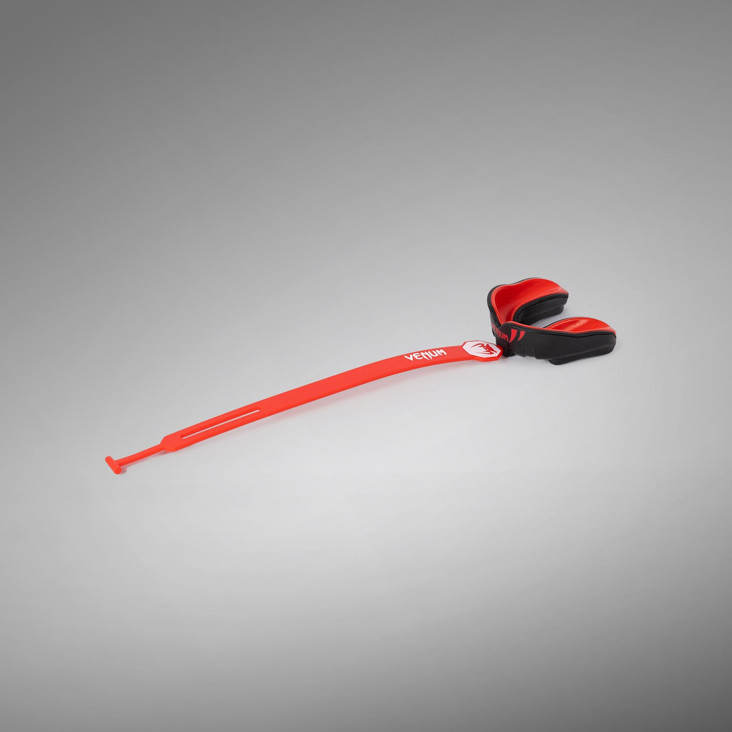 Venum Challenger Protector Bucal Niños con Correa/Sin Correa - Negro/Rojo