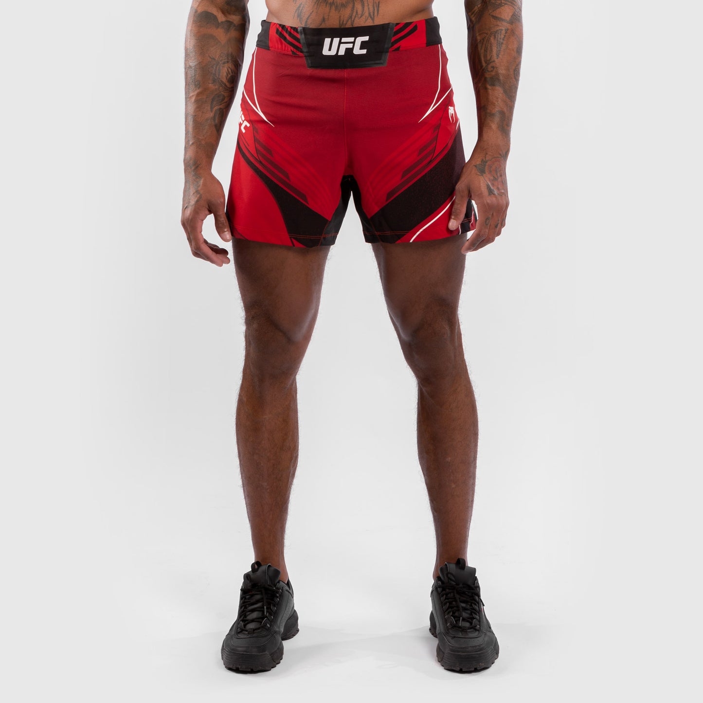Venum UFC Authentic Fight Night Short para Hombre – Rojo