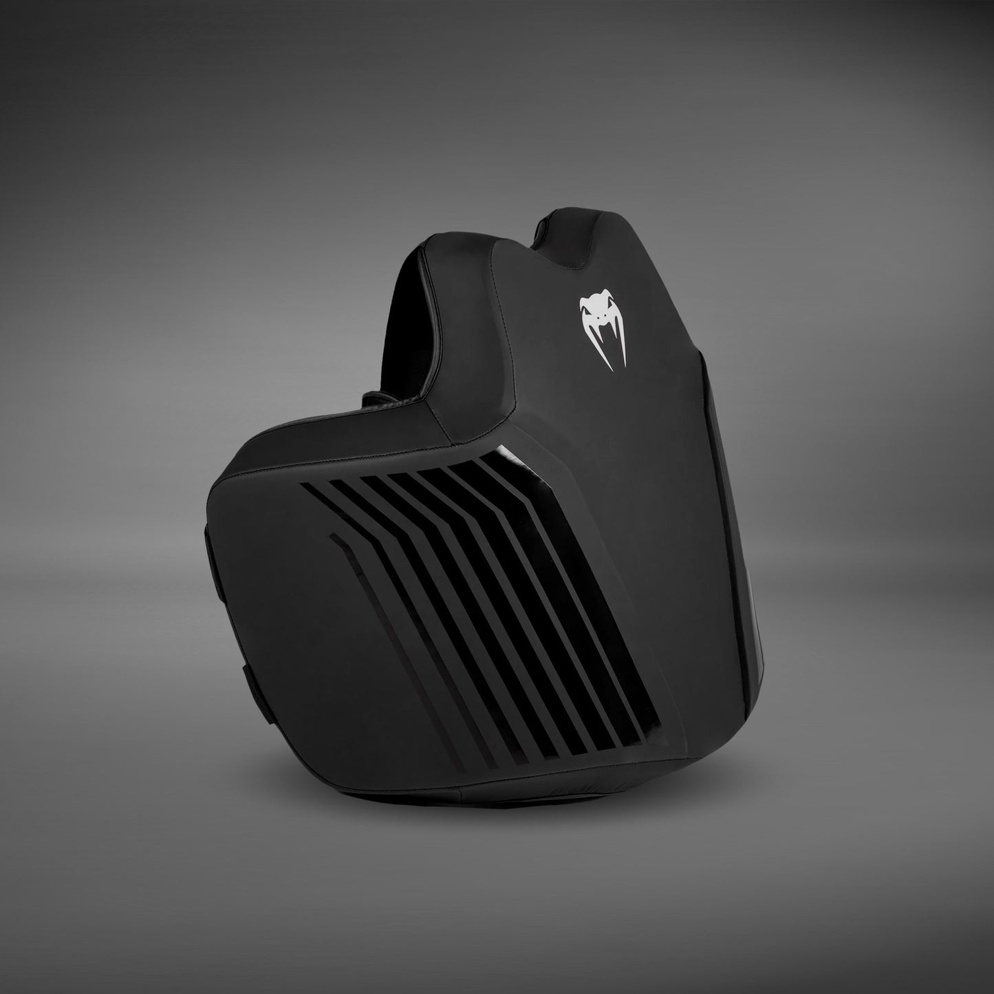 PROTECTOR CUERPO CHALLENGER - NEGRO