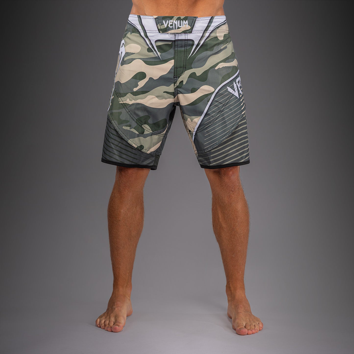 Venum Camo Hero Short de Combate - Caqui/ Blanco Hueso