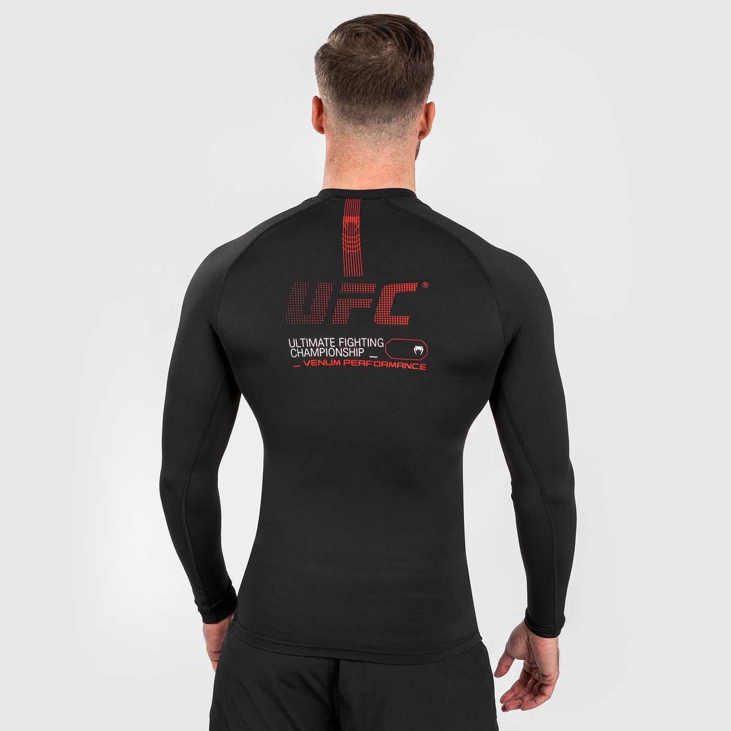 UFC Adrenaline by Venum Fight Week Lycra de manga larga de alto rendimiento para Hombre - Negra
