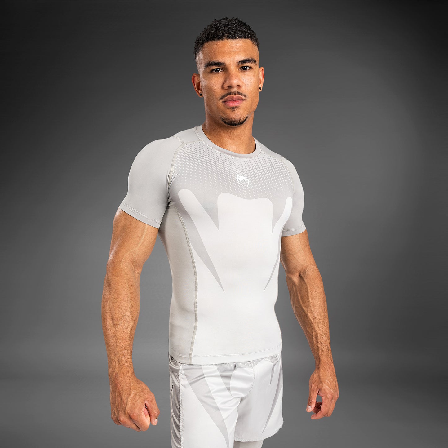 Venum Attack Rashguard de Manga Corta para Hombre - Arena