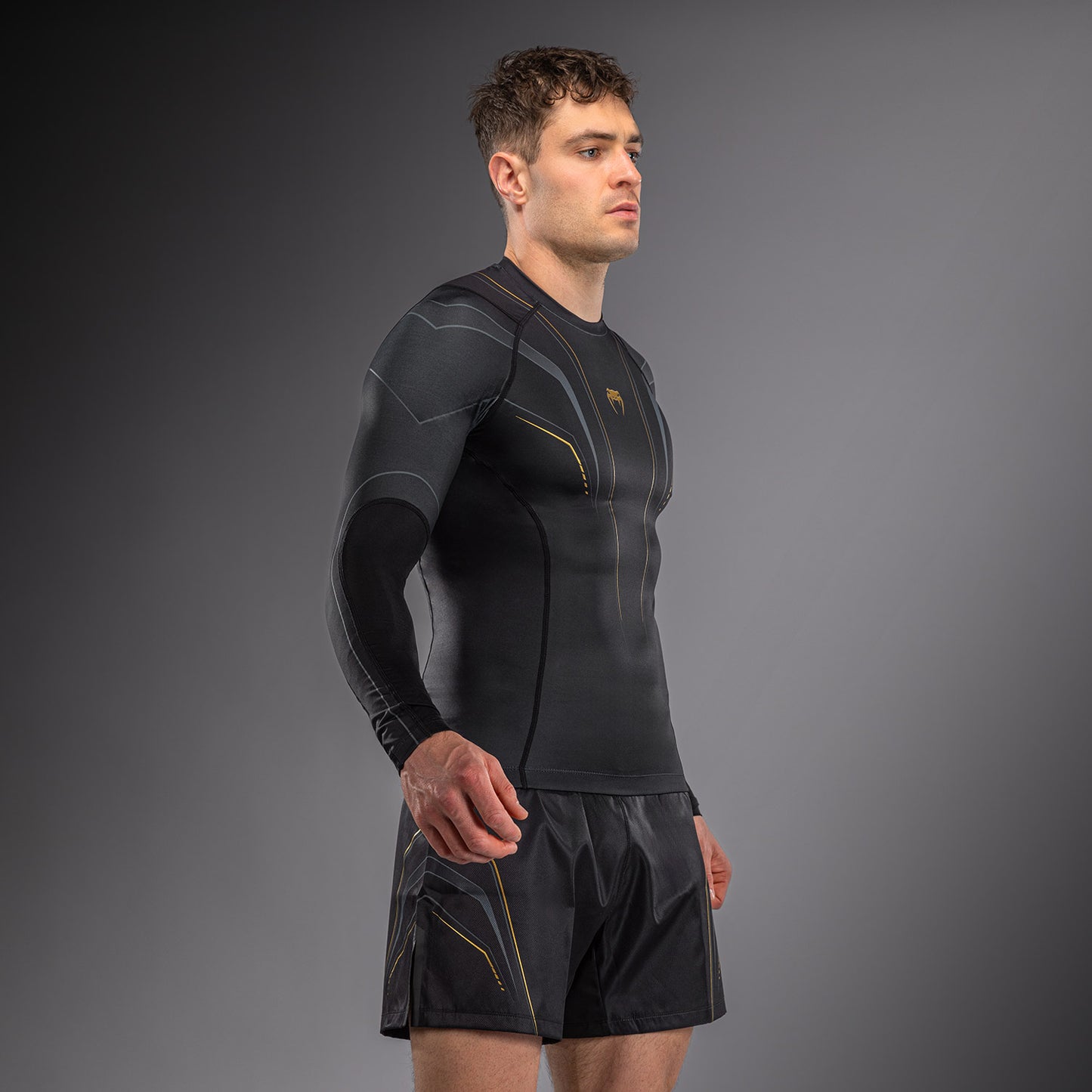 Venum Streamline Rashguard Manga Larga – Negro/Oro