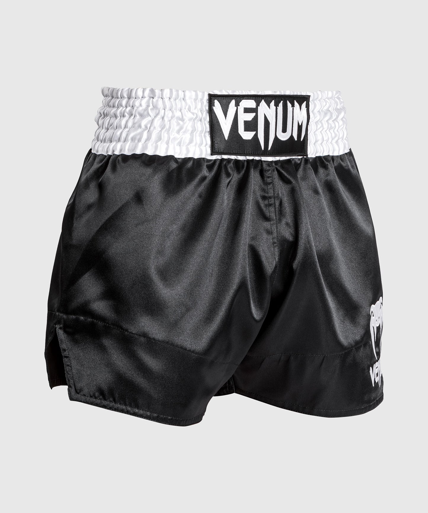 Venum Classic - Muay Thai Short Blanco/Negro/Blanco