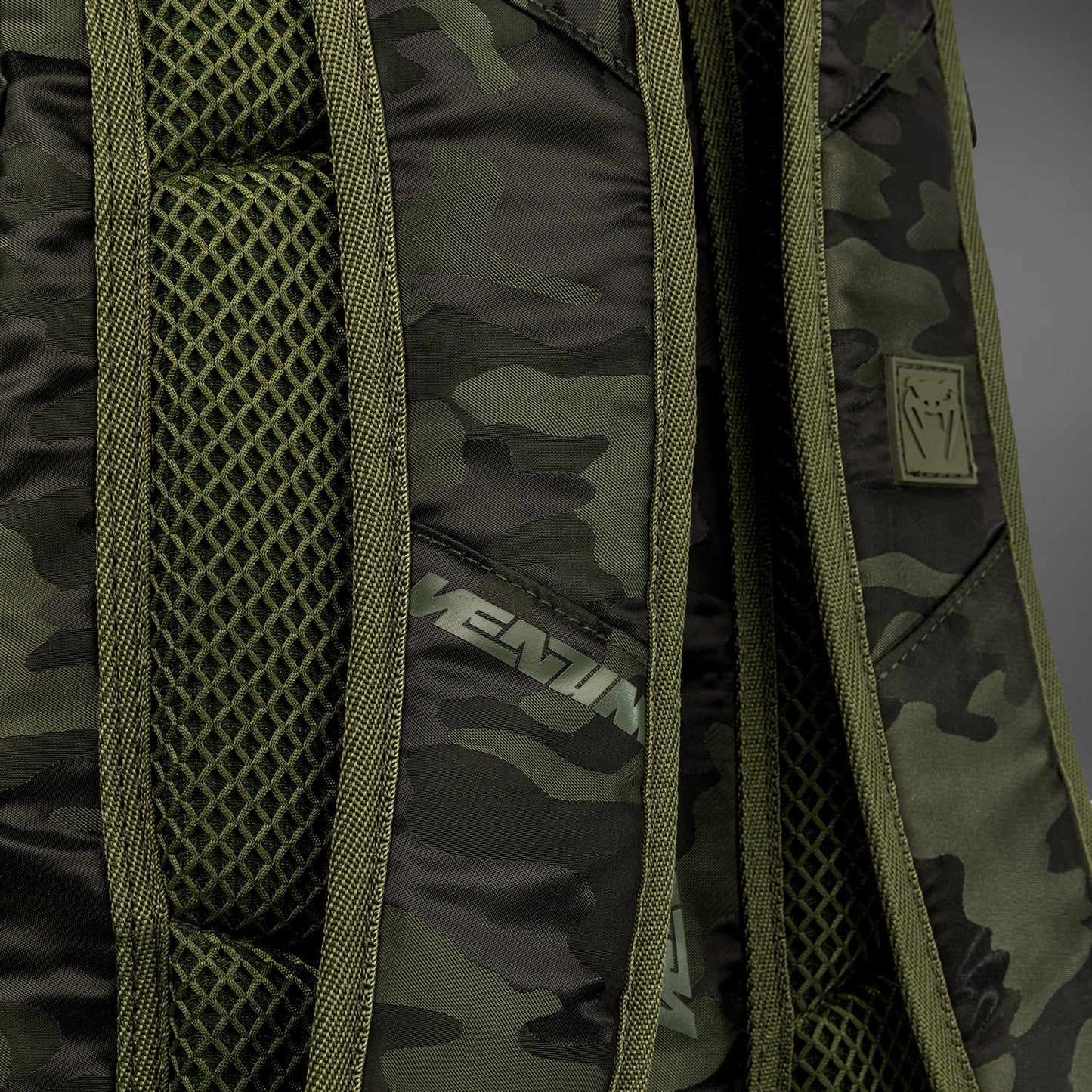 Mochila Venum Challenger Pro - Caqui/Camuflaje