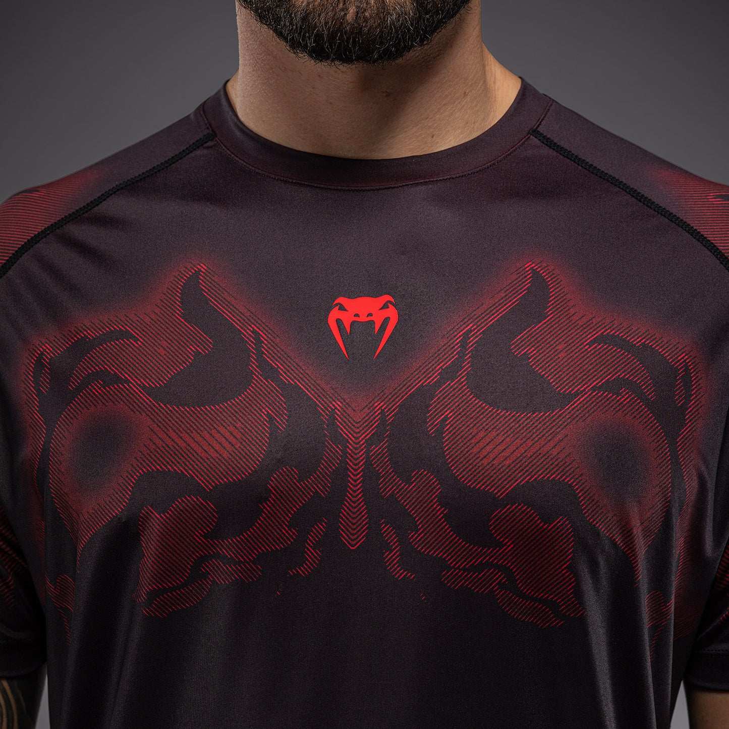 Venum Spectre Camiseta Dry Tech – Negro/Rojo