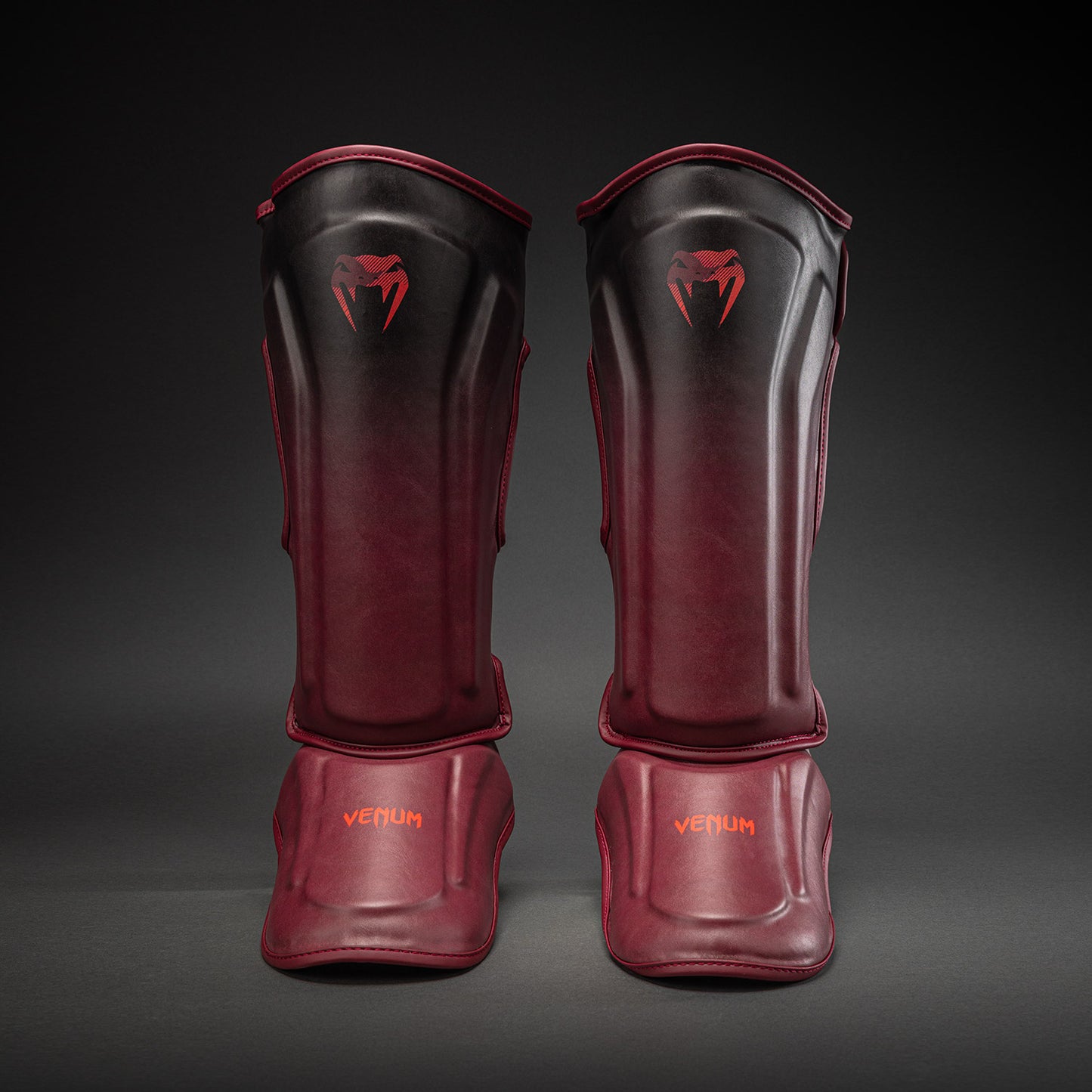 Venum Spectre Espinilleras – Negro/Rojo