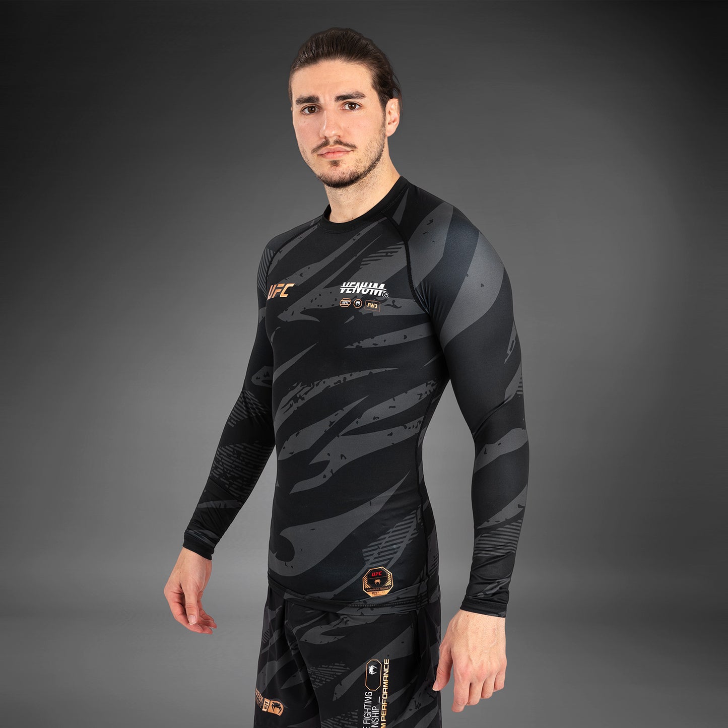 UFC Adrenaline By Venum Fight Week Performance Lycra de Manga Larga - Urban Camo