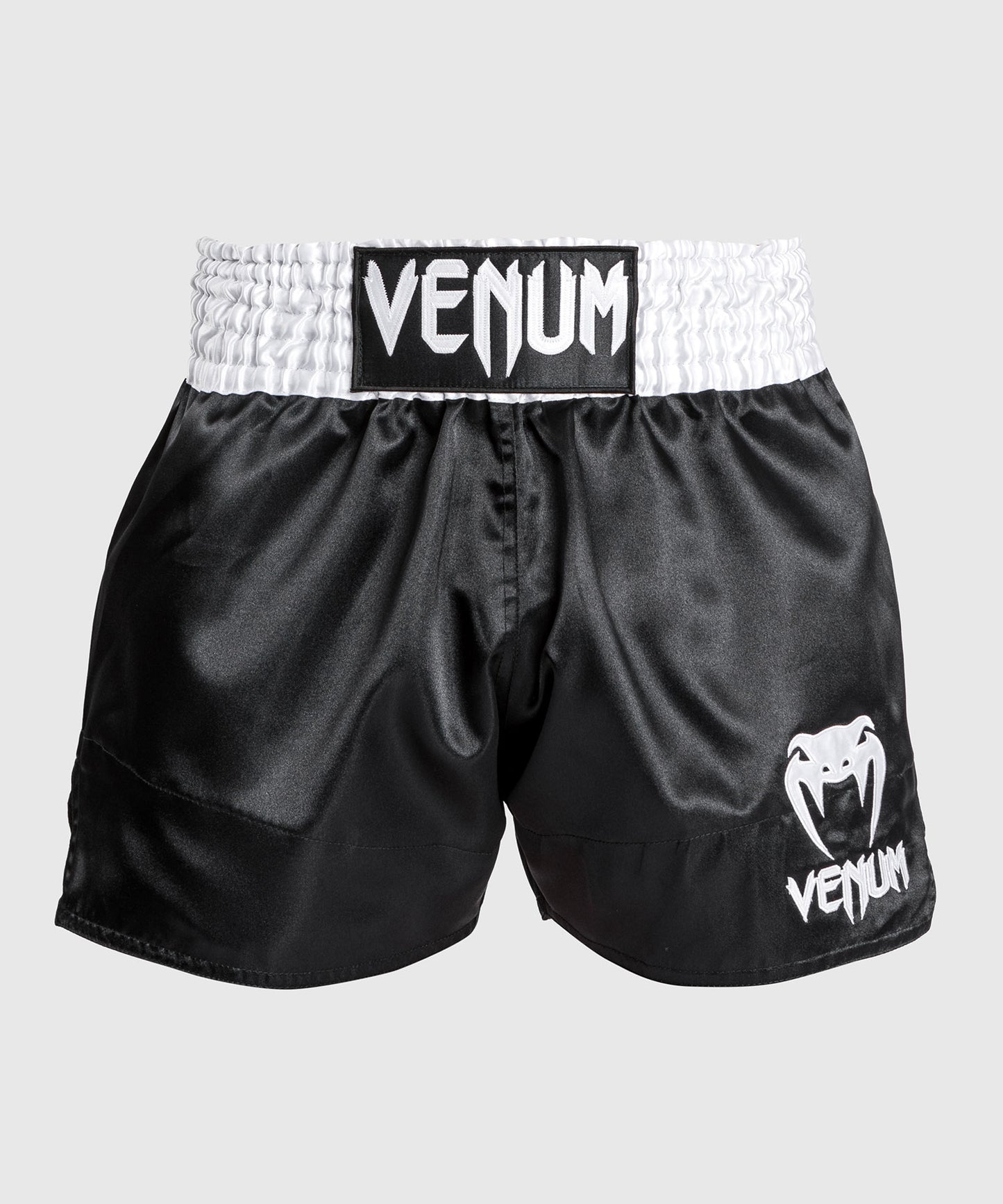 Venum Classic - Muay Thai Short Blanco/Negro/Blanco