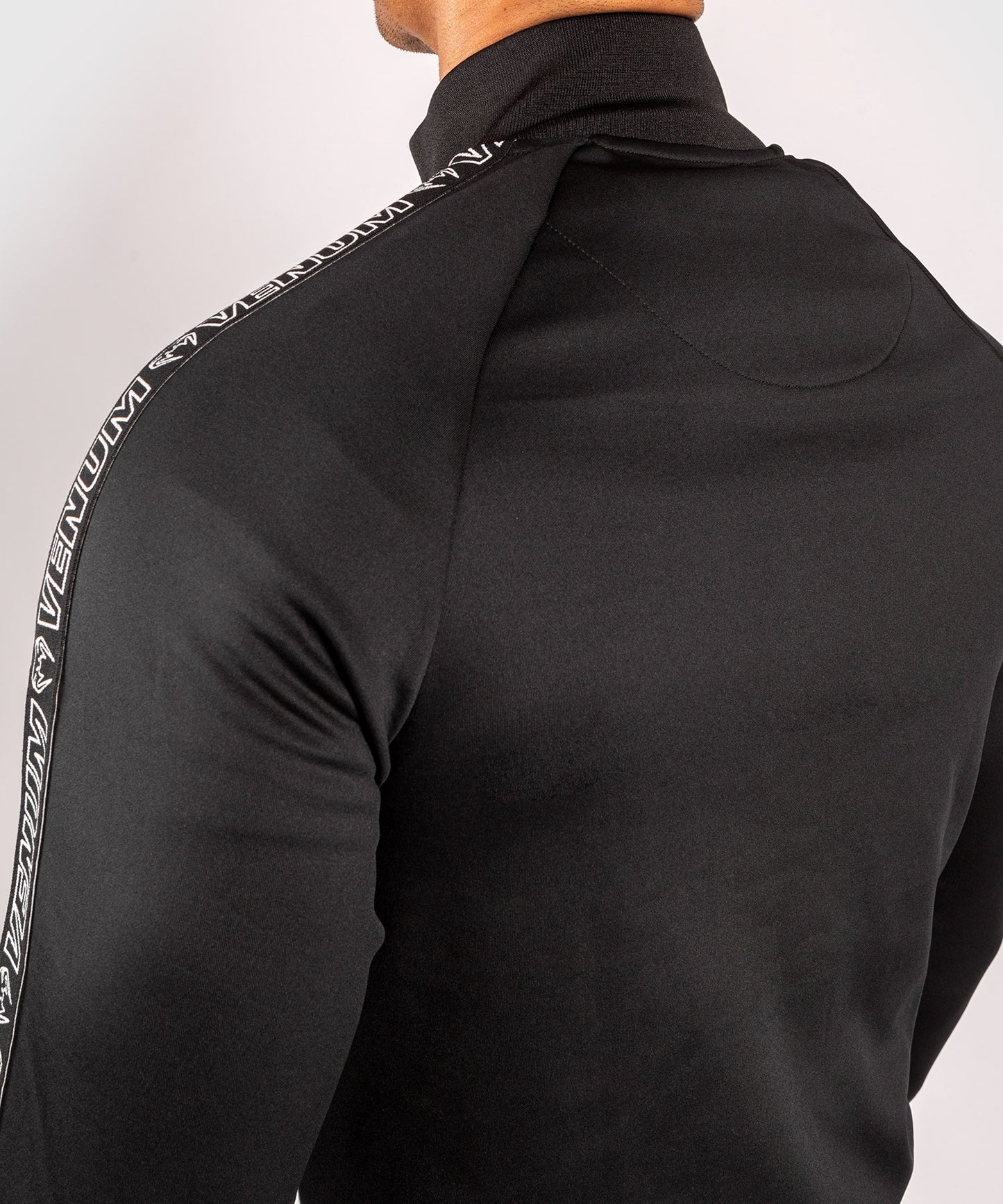 Chaqueta Venum Club 212 - Negro/Blanco