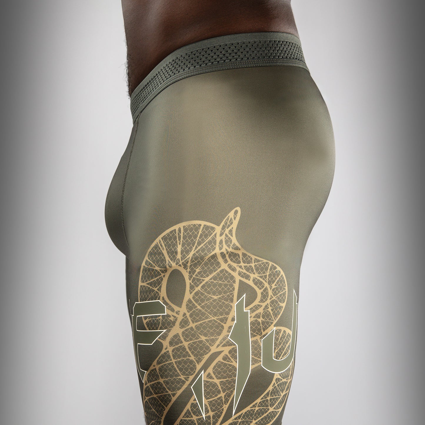 Venum Serpenti Pantalones Cortos Vale Tudo – Caqui/Bronce/Marfil