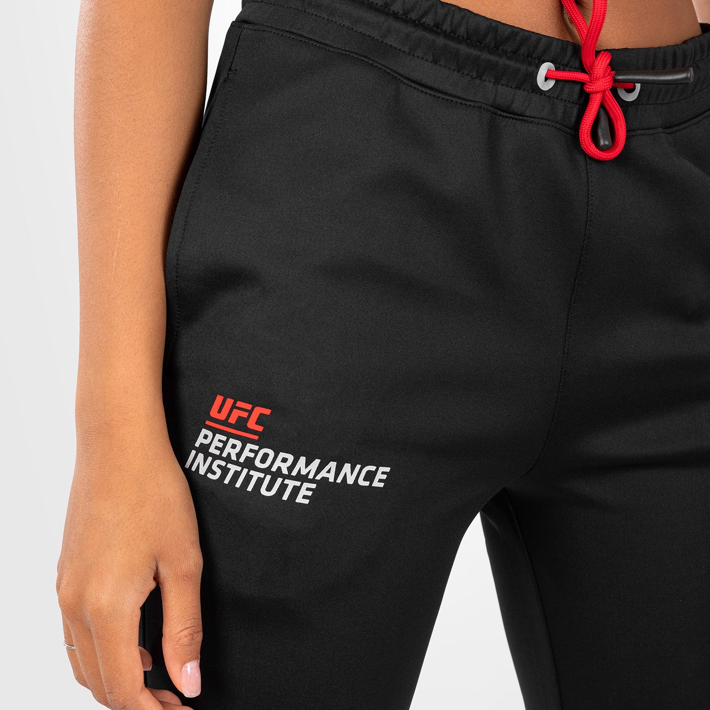 UFC Venum Performance Institute 2.0 Pantalón de Chándal para Mujer - Negro/Rojo